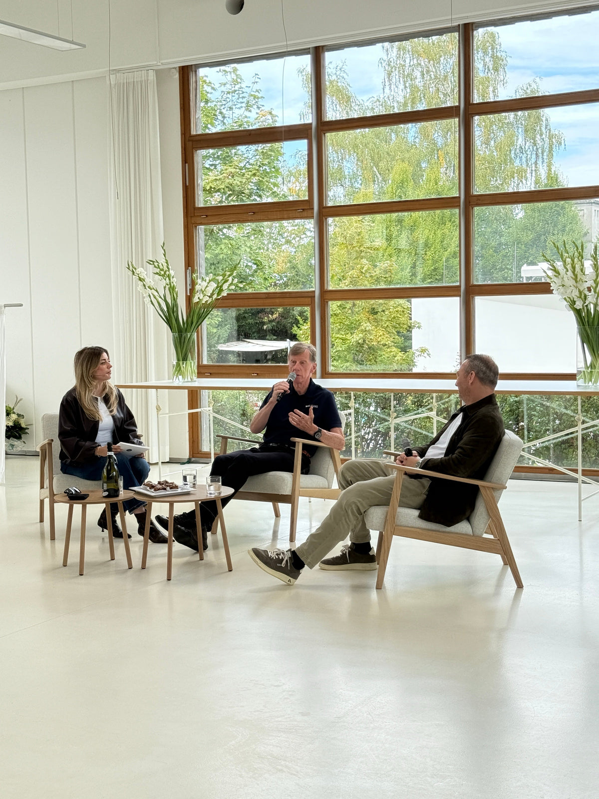 Walter Röhrl bei MAC Jeans: Ein besonderer Tag für das Team