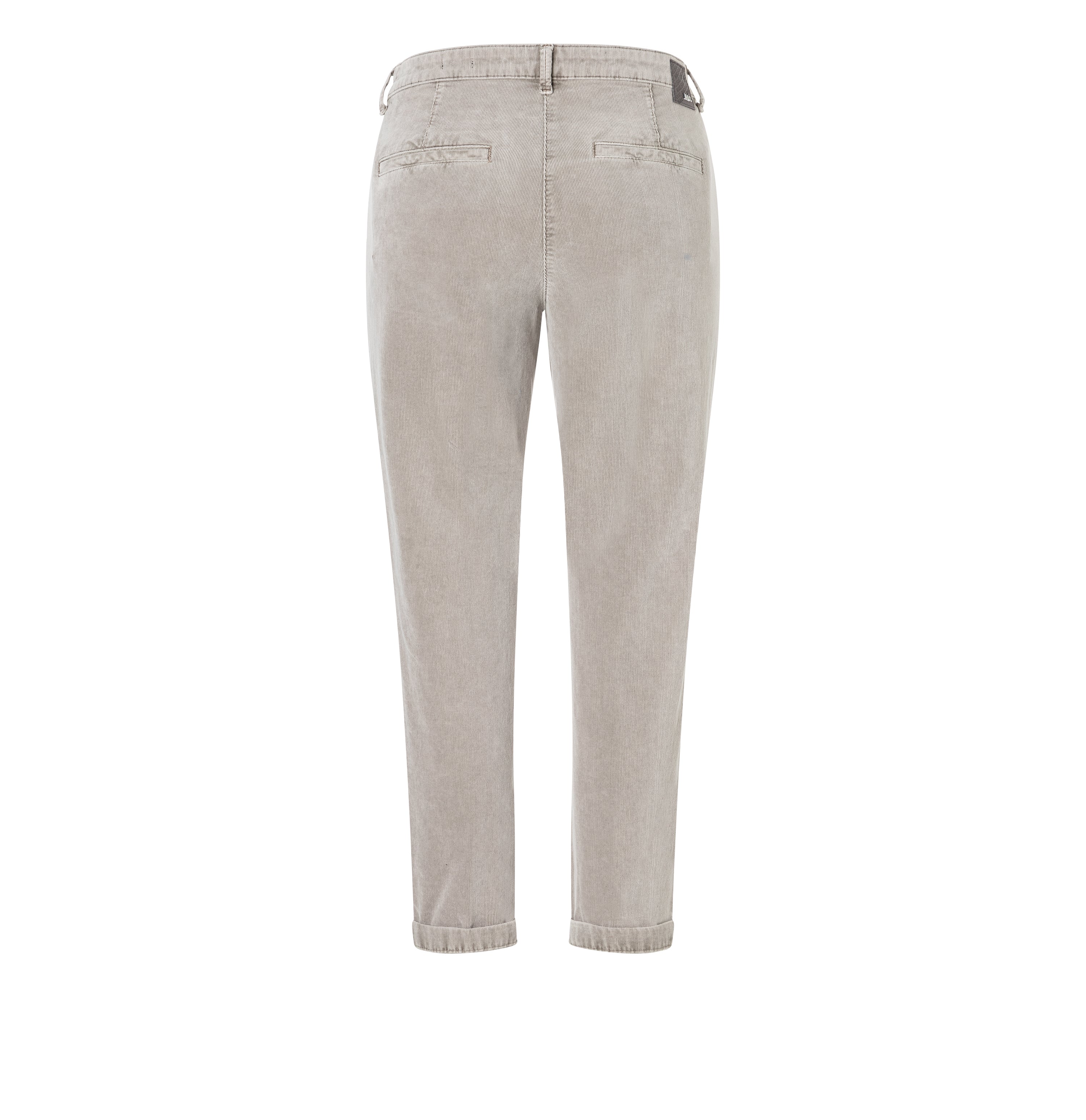 Slim chino made of baby corduroy in brilliant colours. | CHINO turn up | desert taupe | Back view of bust