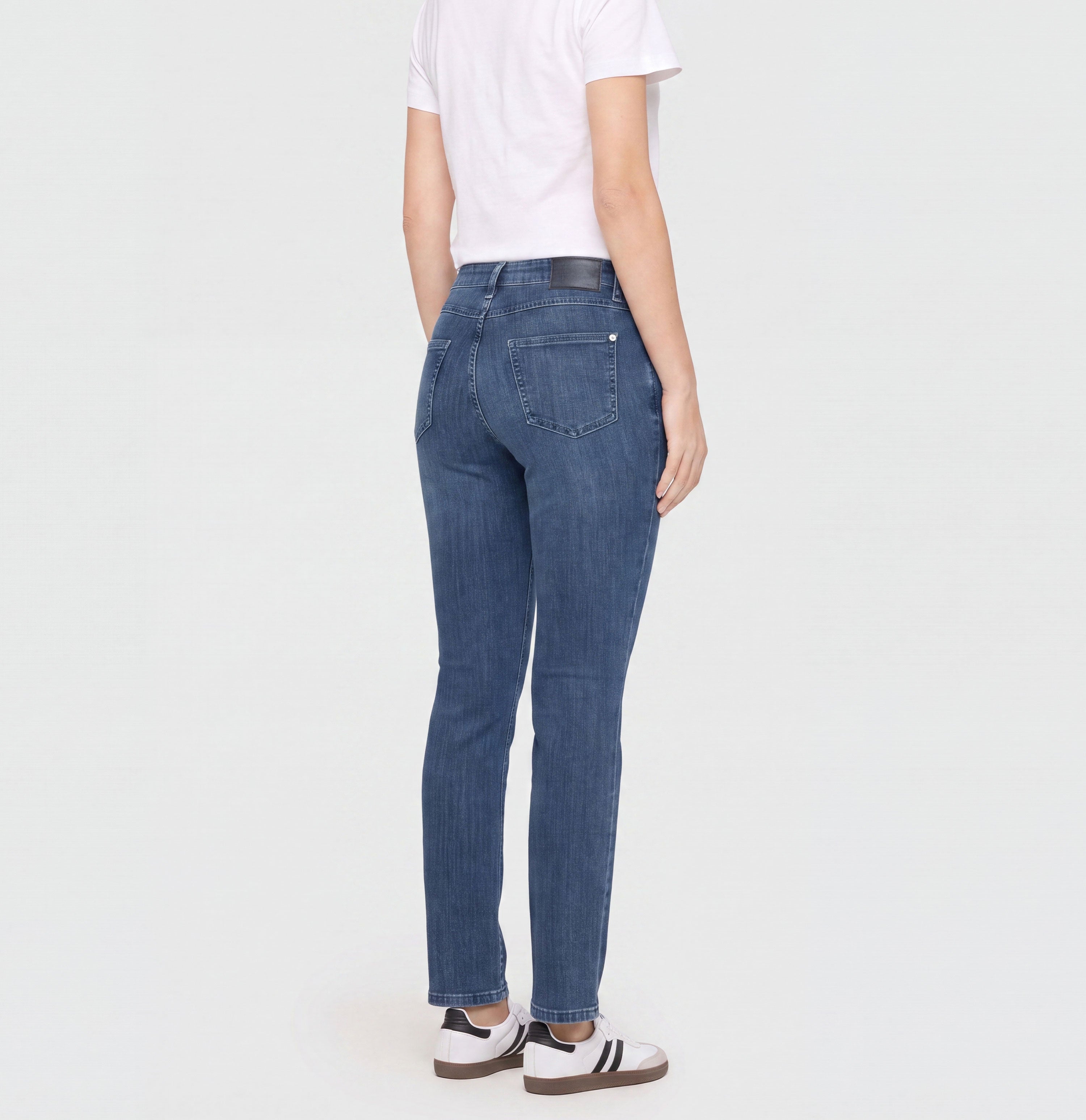 | MELANIE | trendy mid blue | Back view of model