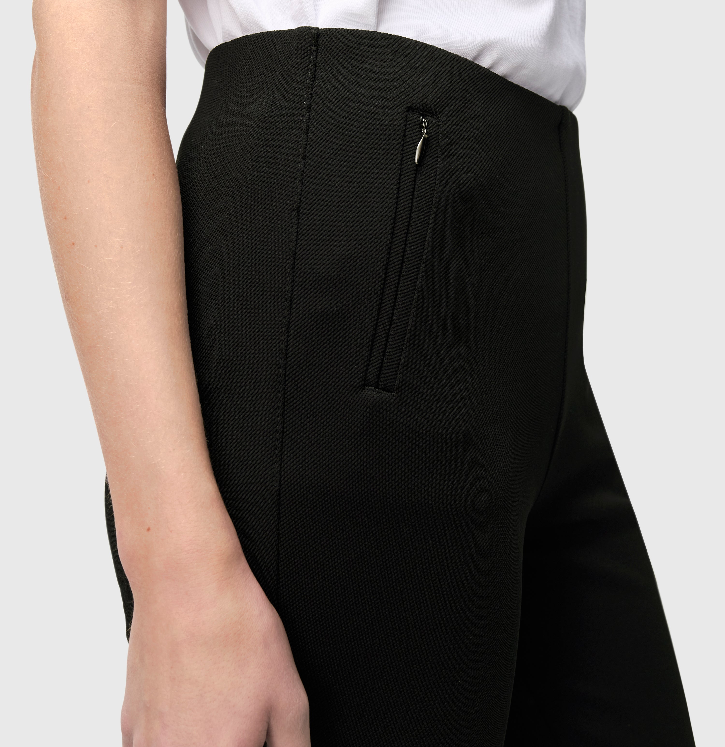 Flared fit in an easy-care bi-stretch material. | BOOT zip | black | Detailed view 3 of model