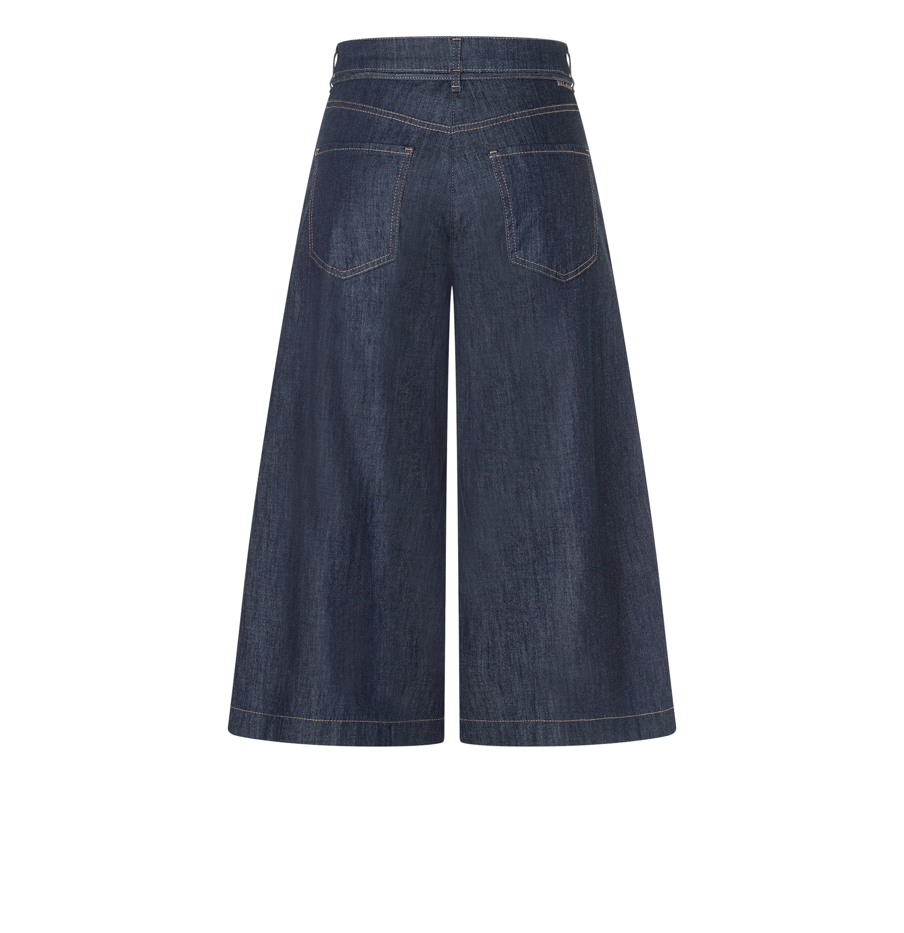 Modern culotte made of super light denim. | WENDY cropped | fashion rinsed | Back view of bust