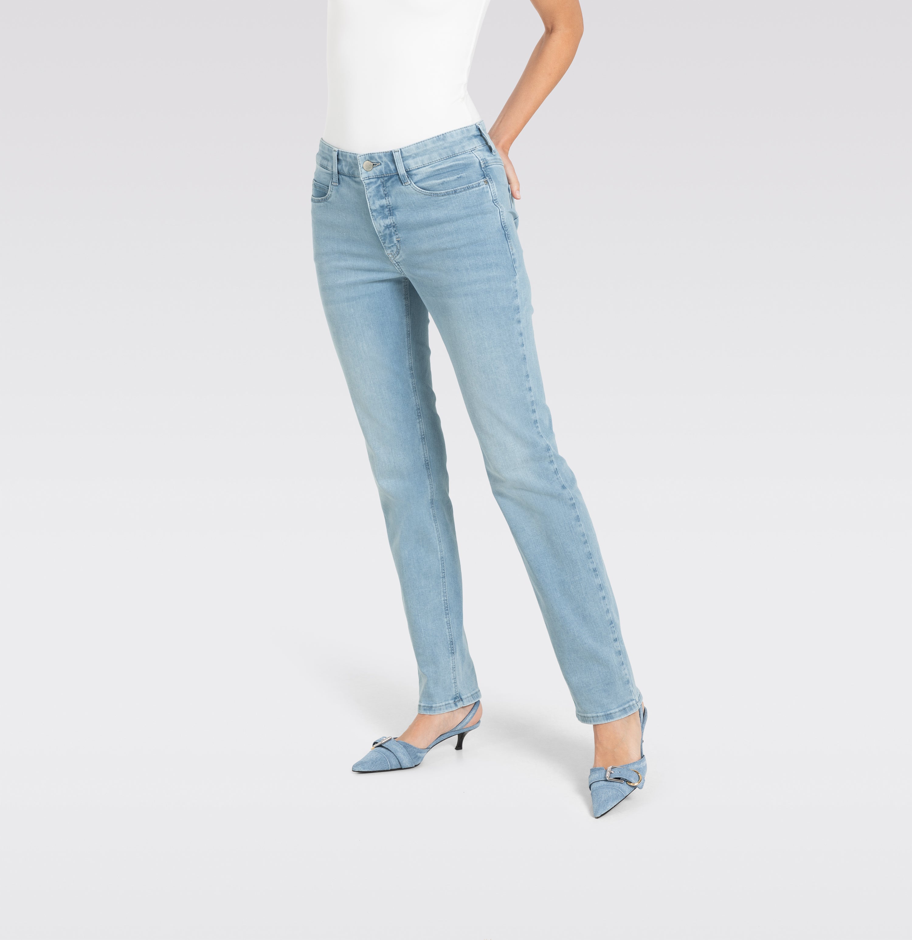 Straight jeans with shaping effect. | DREAM | aqua blue random wash | Detailed view 4 of model