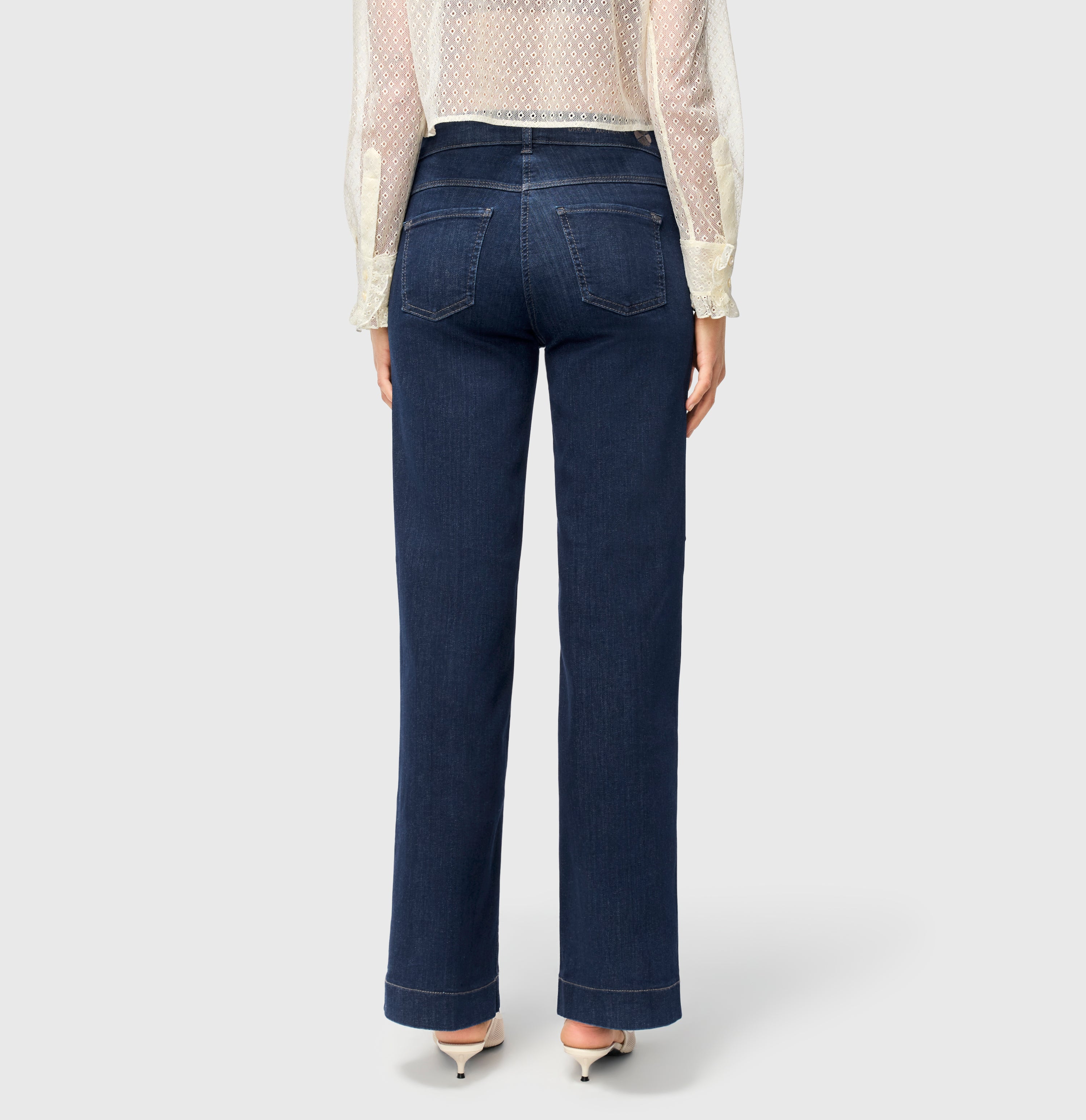 Wide fit made from hyper stretch denim. | DREAM WIDE authentic | fashion rinsed | Back view of model
