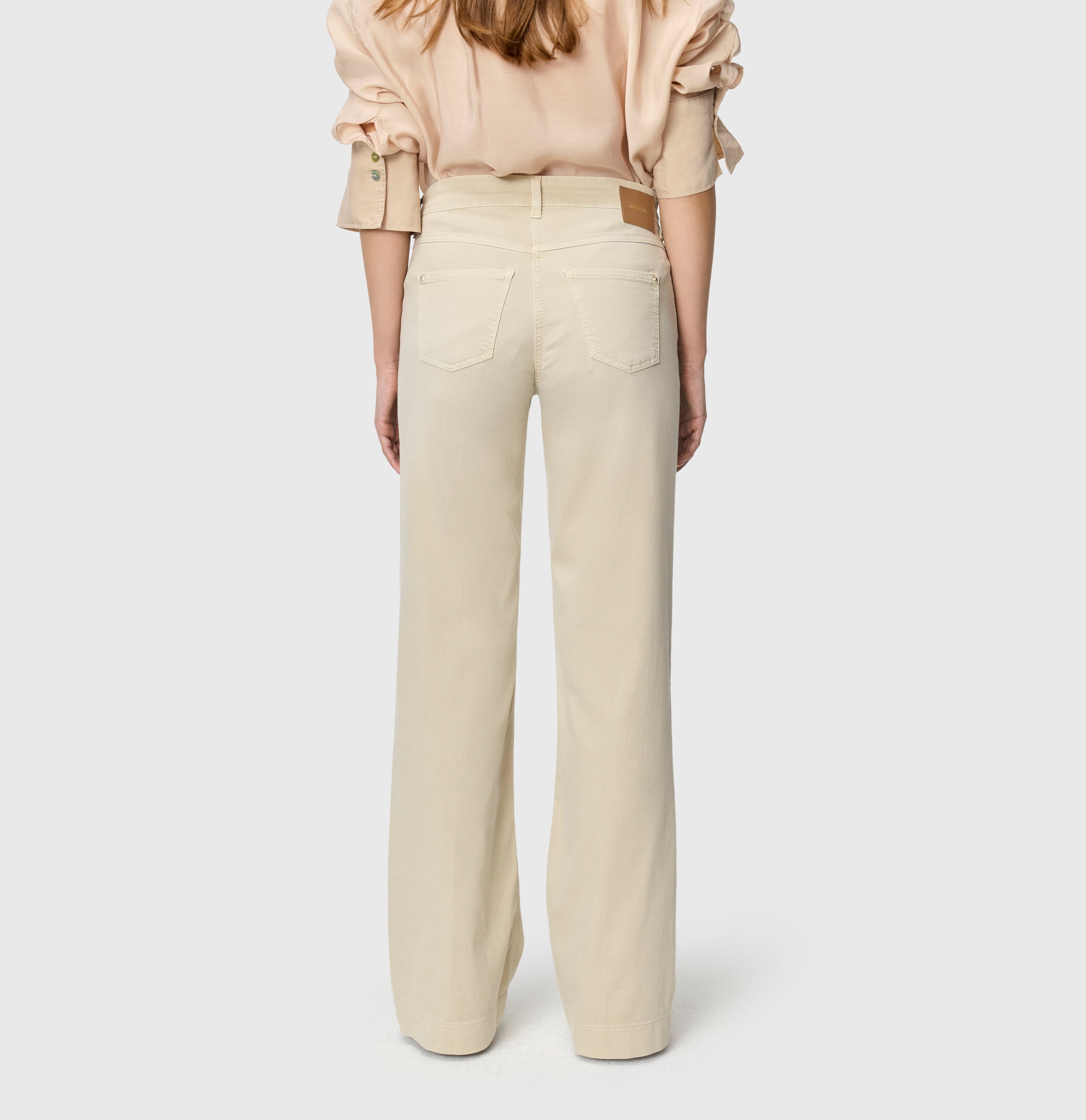 Wide, light jeans with shaping effect. | DREAM WIDE | smoothly beige | Back view of model