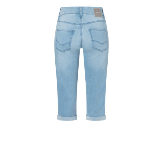 Light capri jeans with shaping effect. | DREAM SUN | summer sky wash | Back view of bust