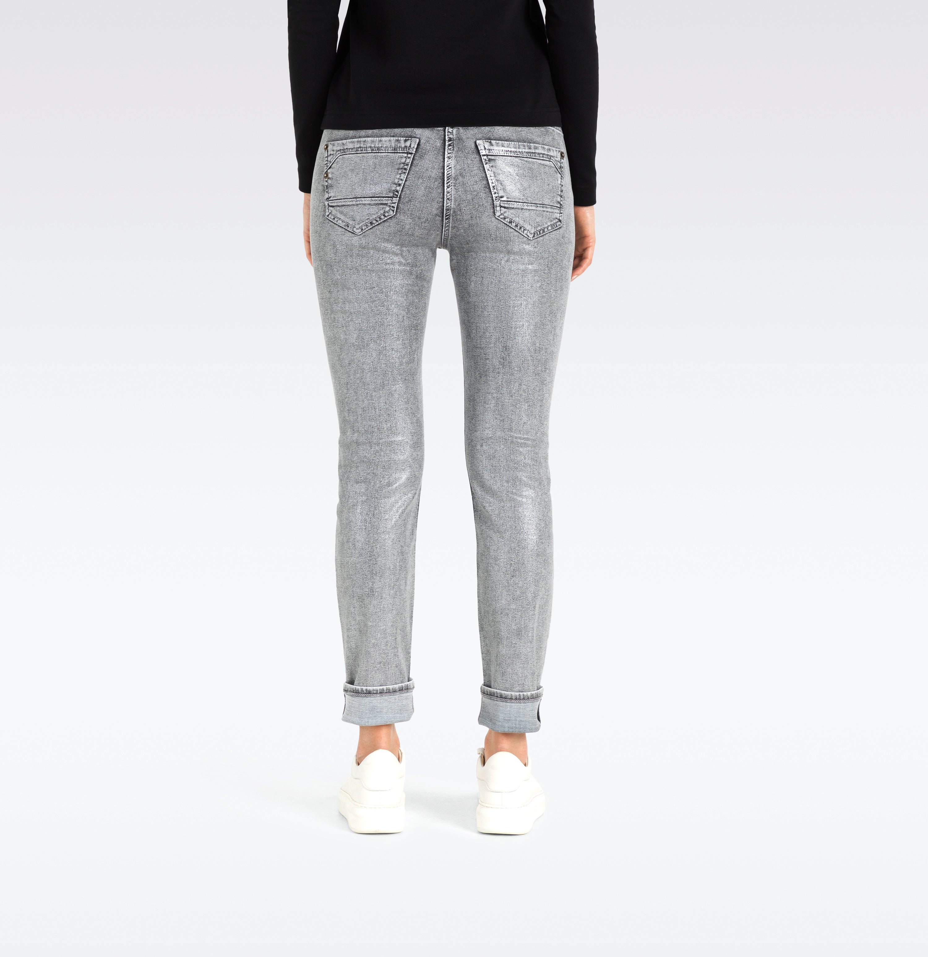 | RICH SLIM | silver grey coated | Back view of model