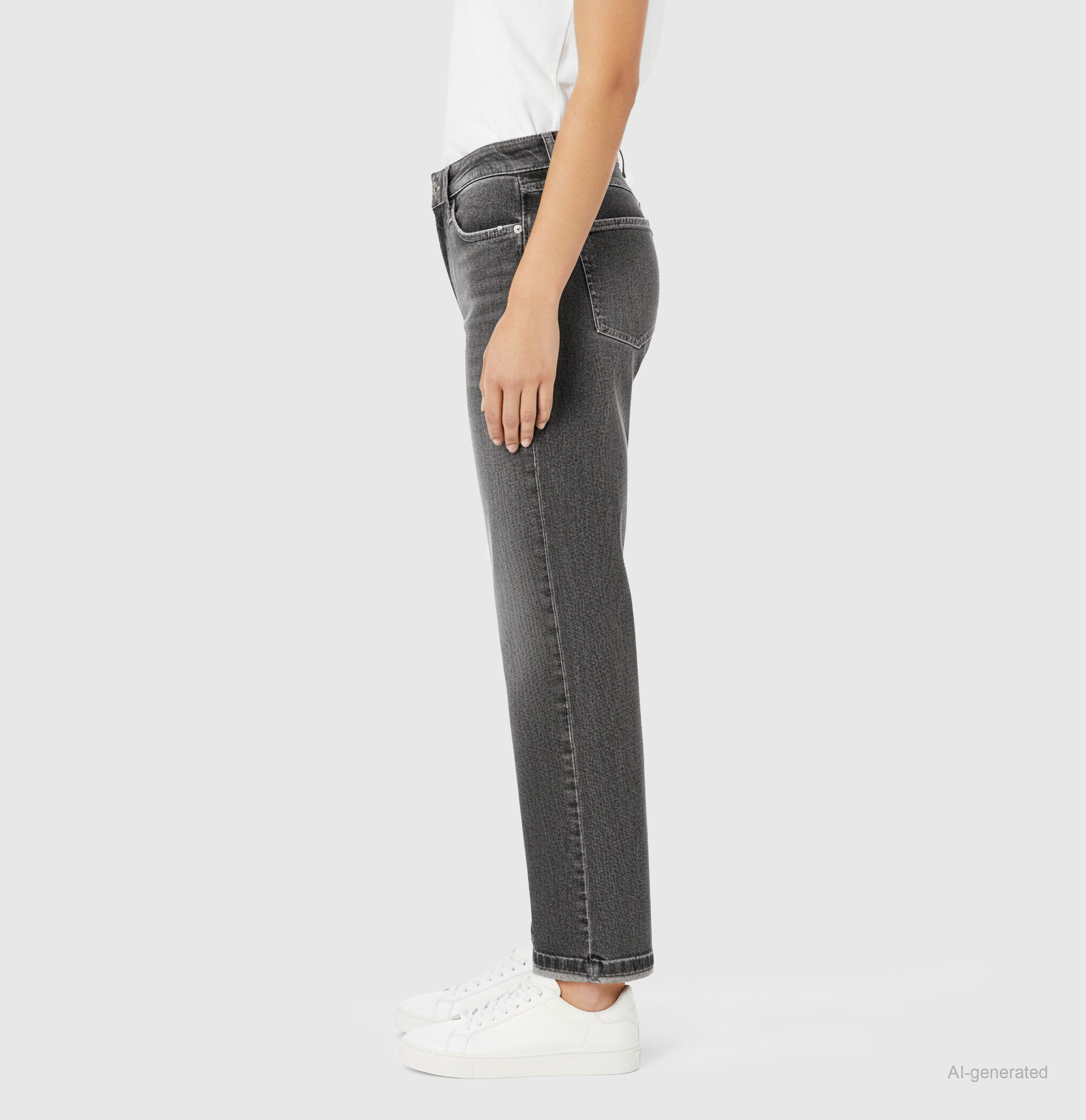 Straight fit in a recycled cotton blend. | STRAIGHT | industrial grey | Side view of model