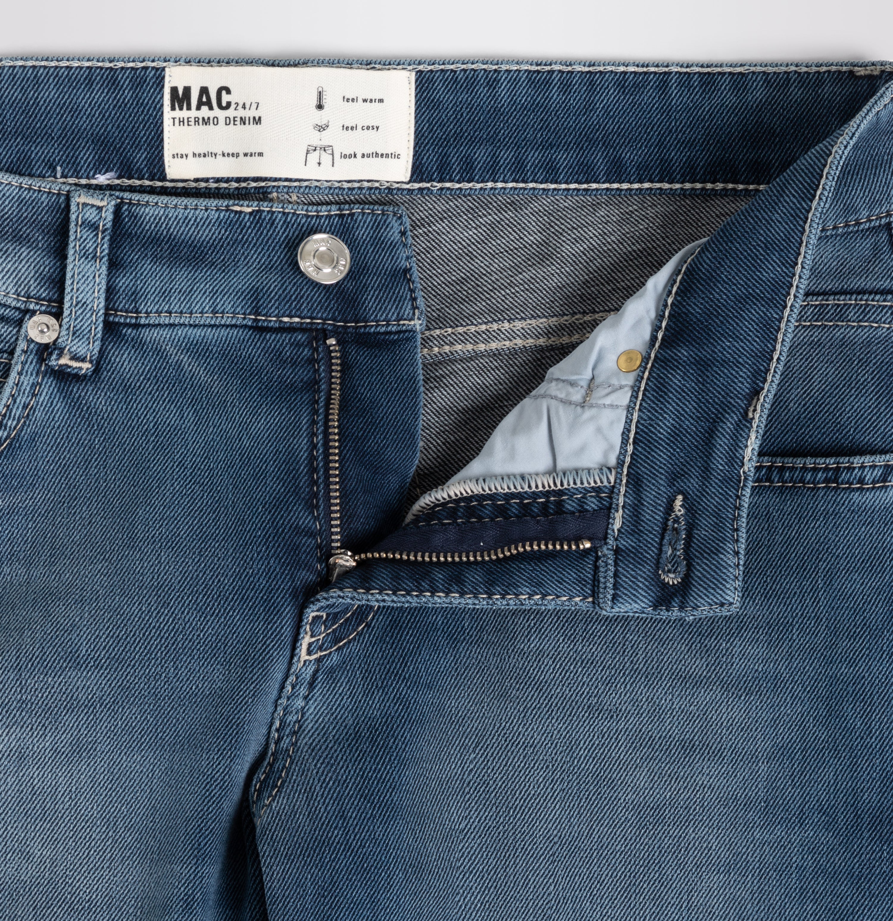 Slim thermal jeans jeans with zip detail. | SLIM | mid blue authentic | Campaign image 2