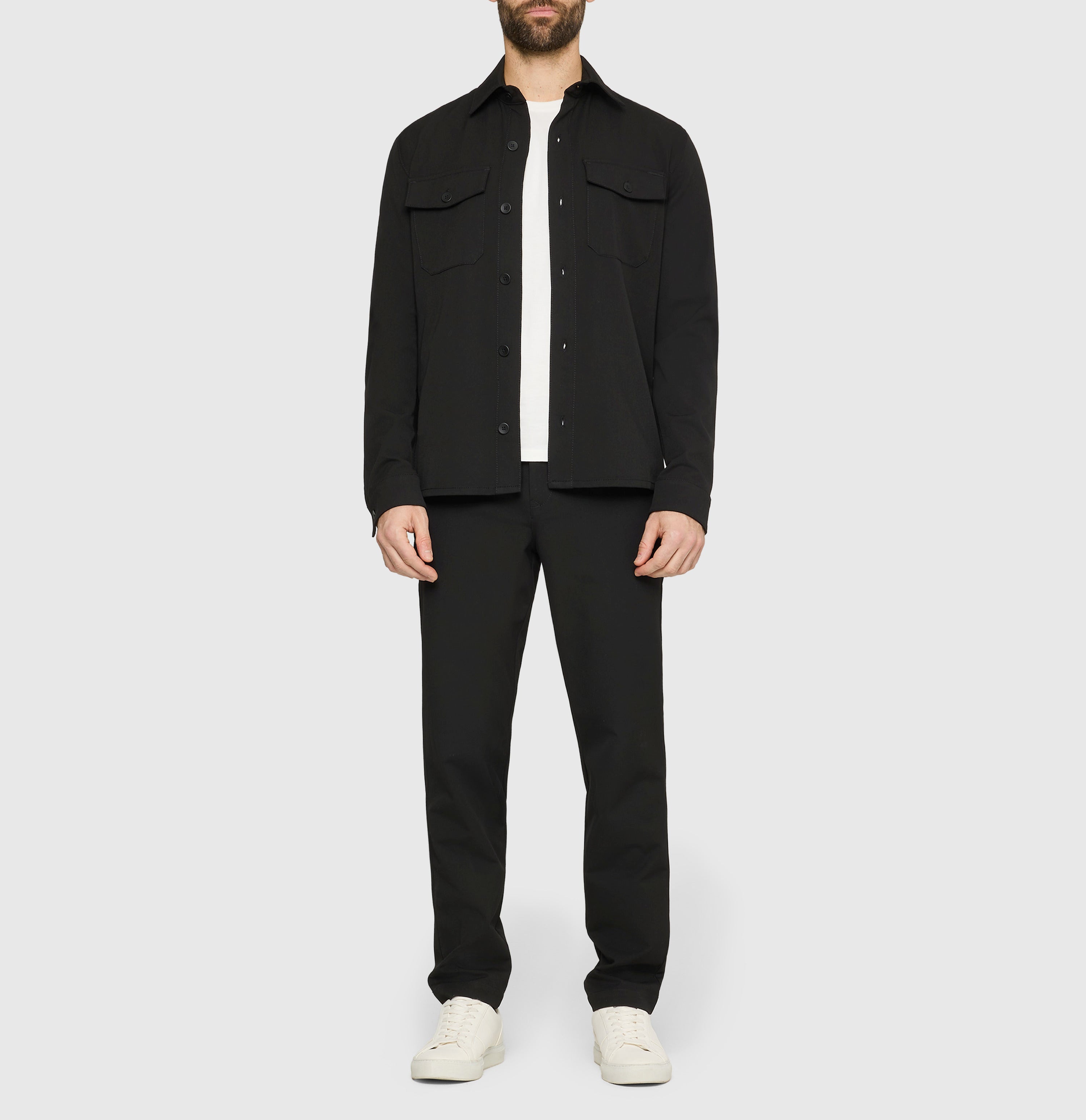 Overshirt made of CARBONIUM® gabardine. | Overshirt | power black | Front view of model