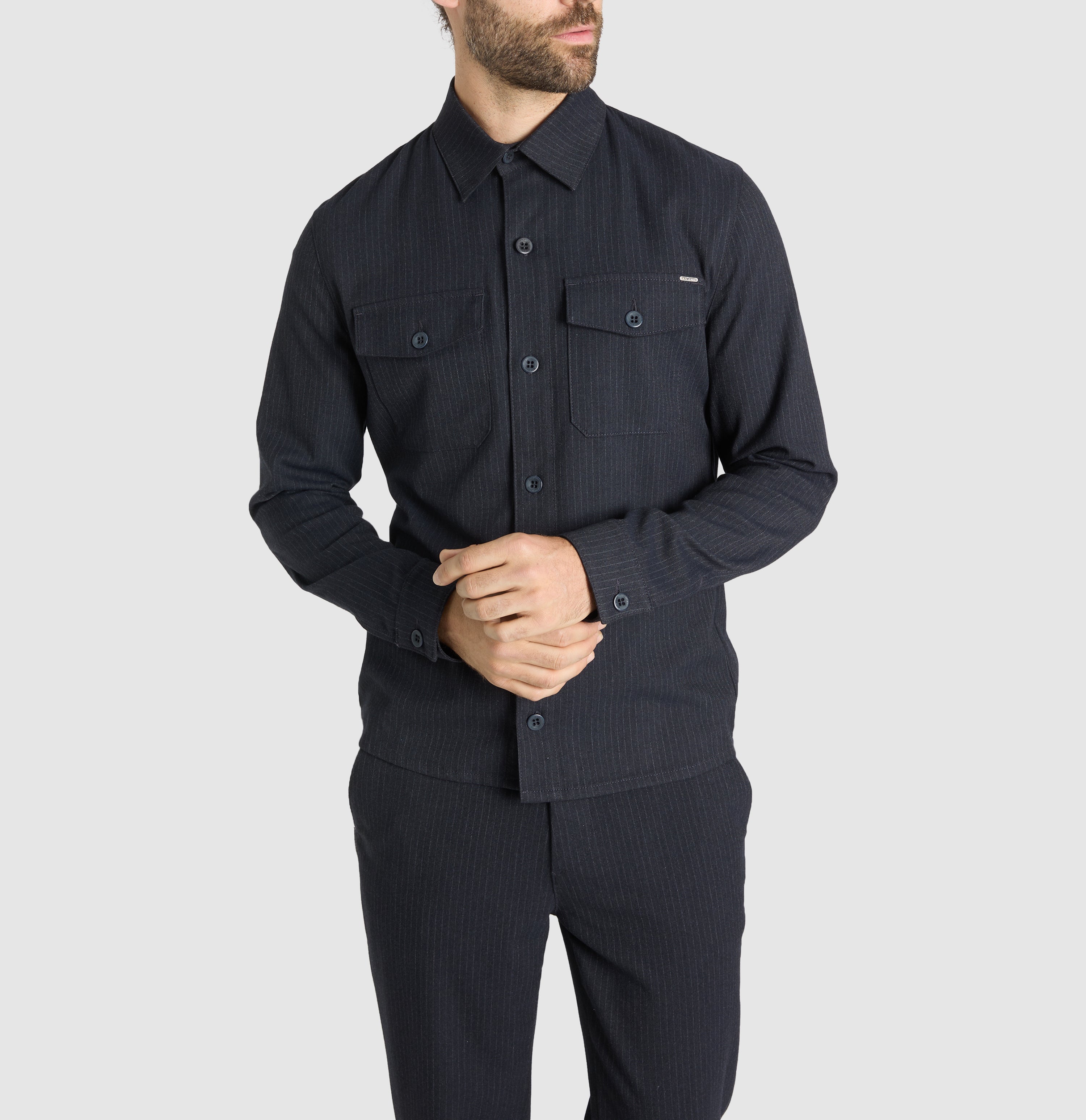 Casual flannel shirt with pinstripe pattern. | Overshirt | midnight blue stripes | Front view of model