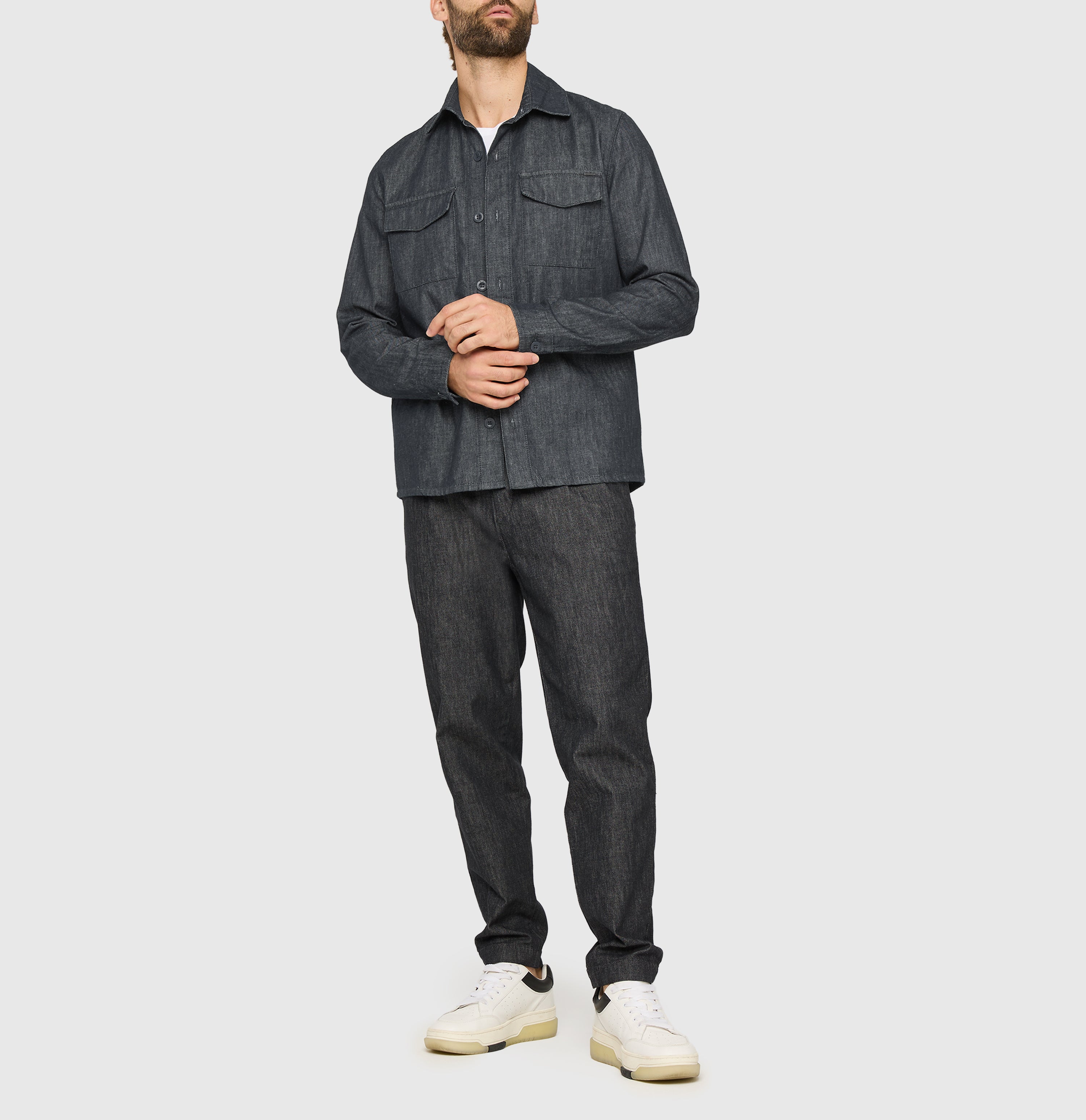 Modern overjacket with cashmere content. | Overjacket | rinsed deep blue | Front view of model