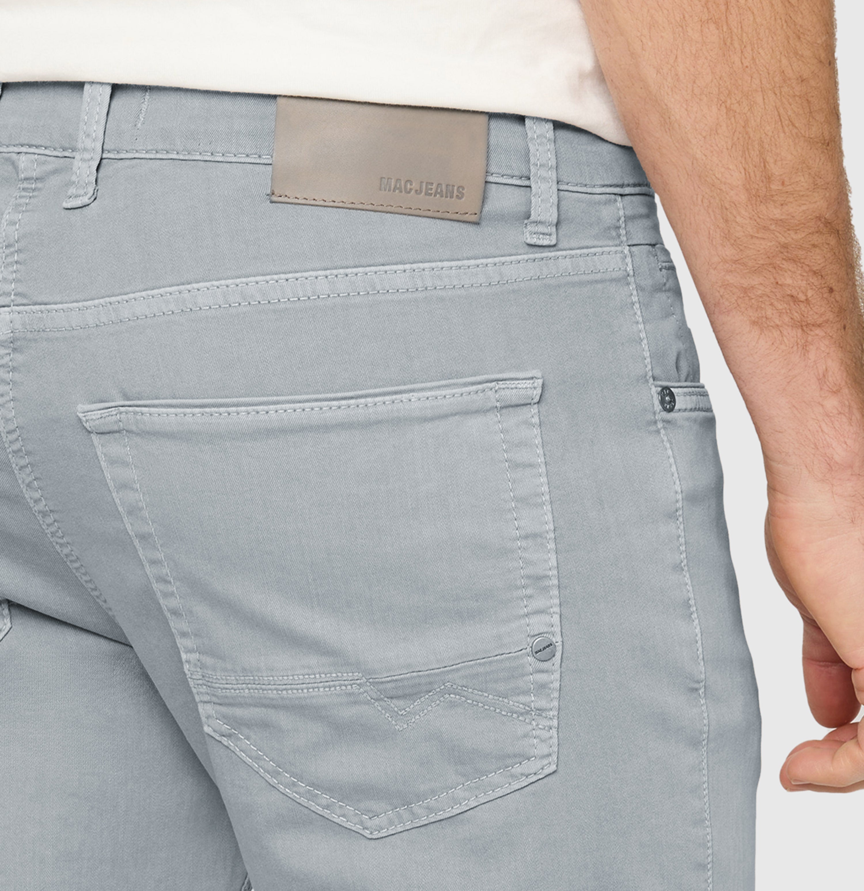 Light and flexible, vintage style colour denim. | Arne Pipe | silver | Detailed view 2 of model