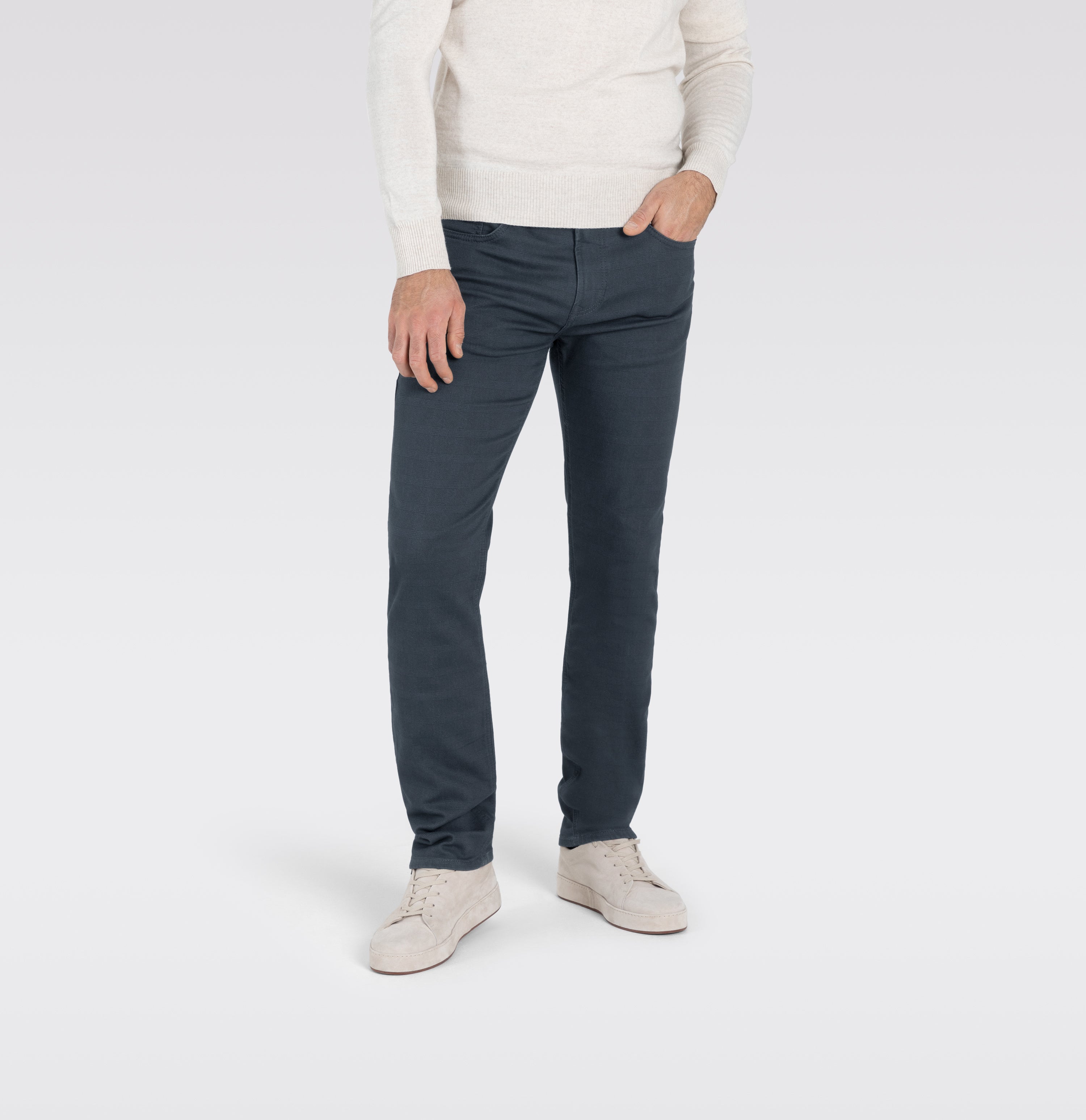 Slim trousers in a subtly patterned sweat material. | S-NAME | S-FBBZ | Front view of model