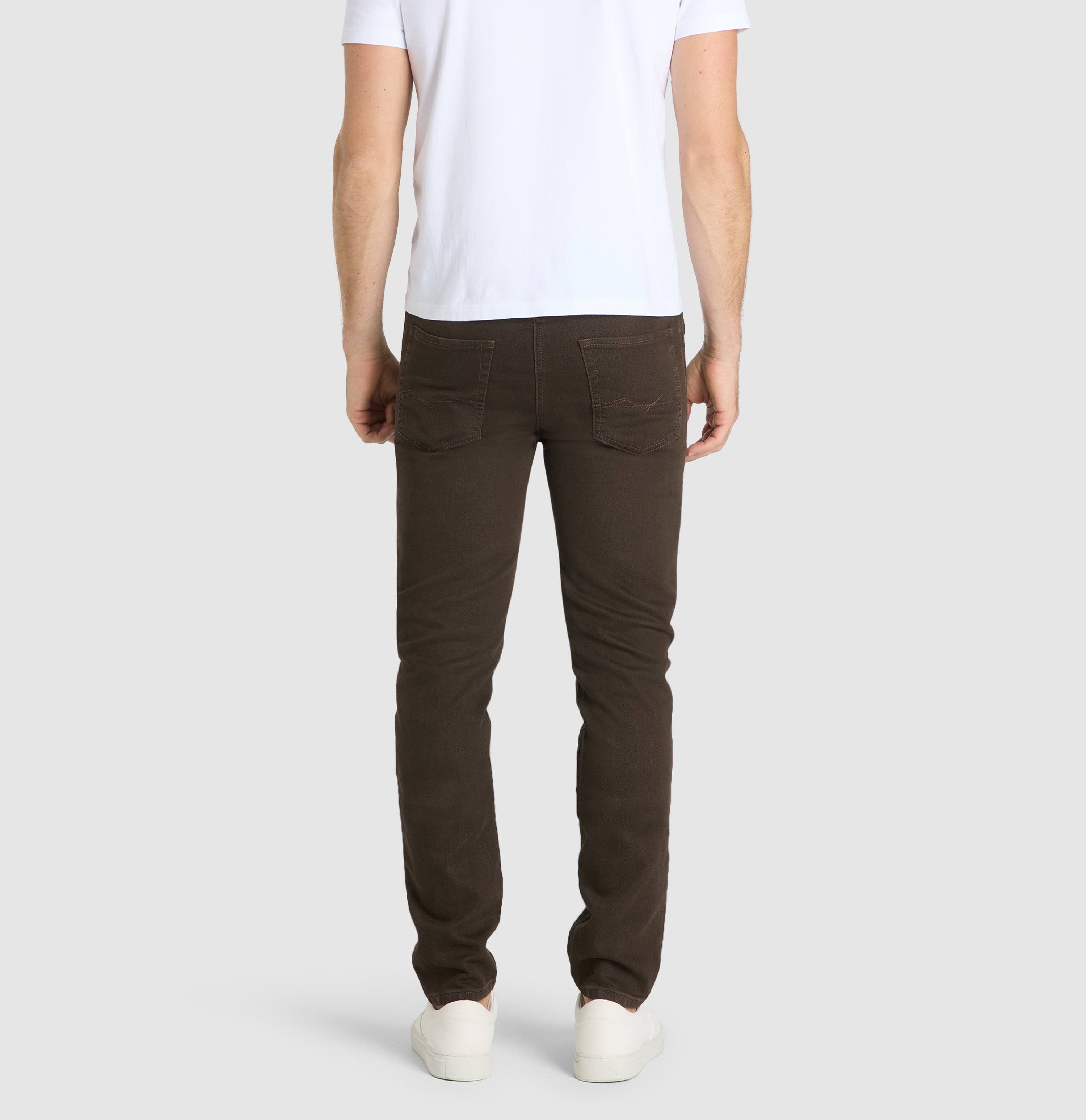 Slim trousers in a subtly patterned sweat material. | Jog´n Jeans by MAC | mahagony brown herringbone | Back view of model