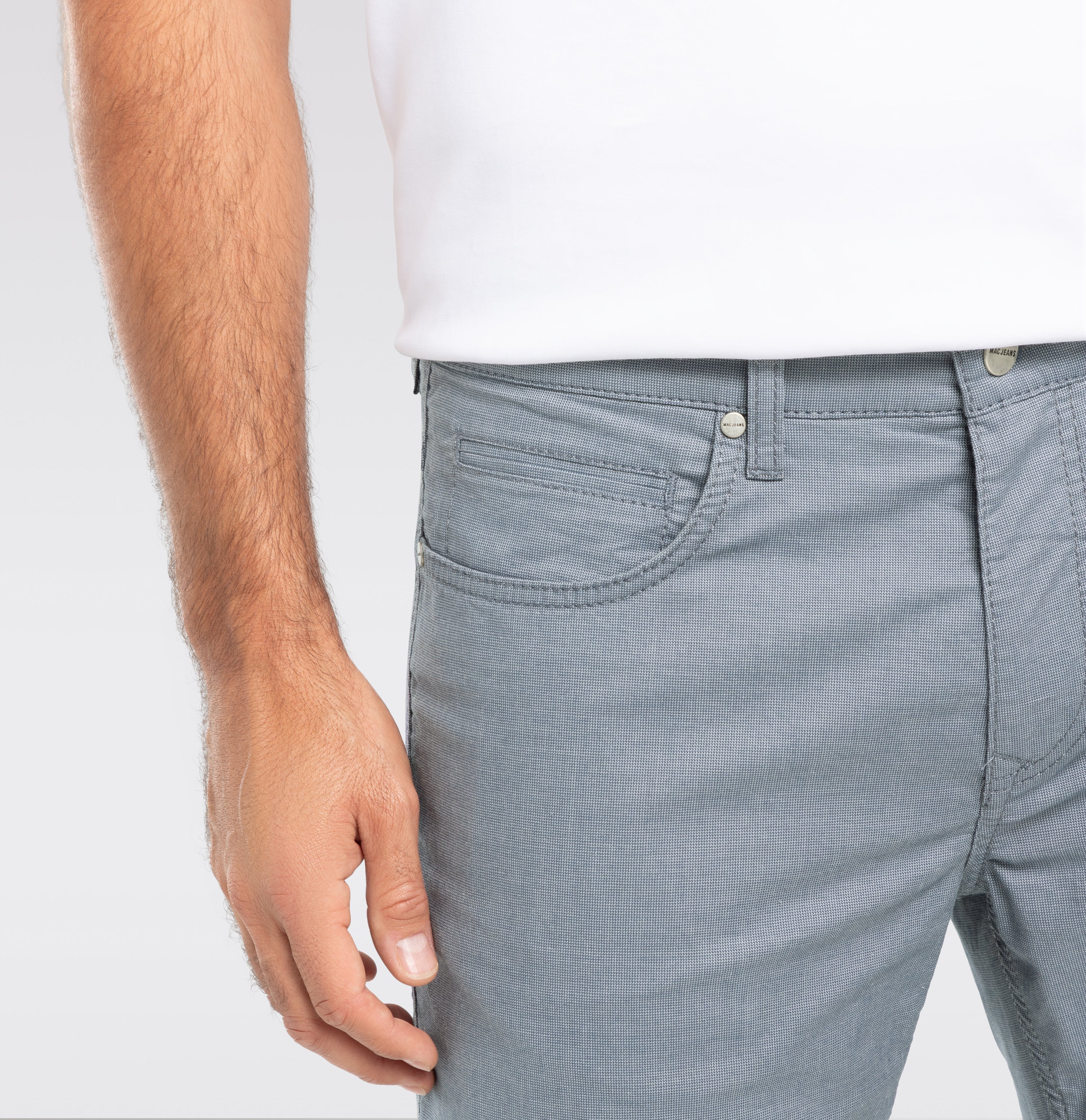 Slim trousers in a light melange material. | Arne | blue fusion | Side view of model