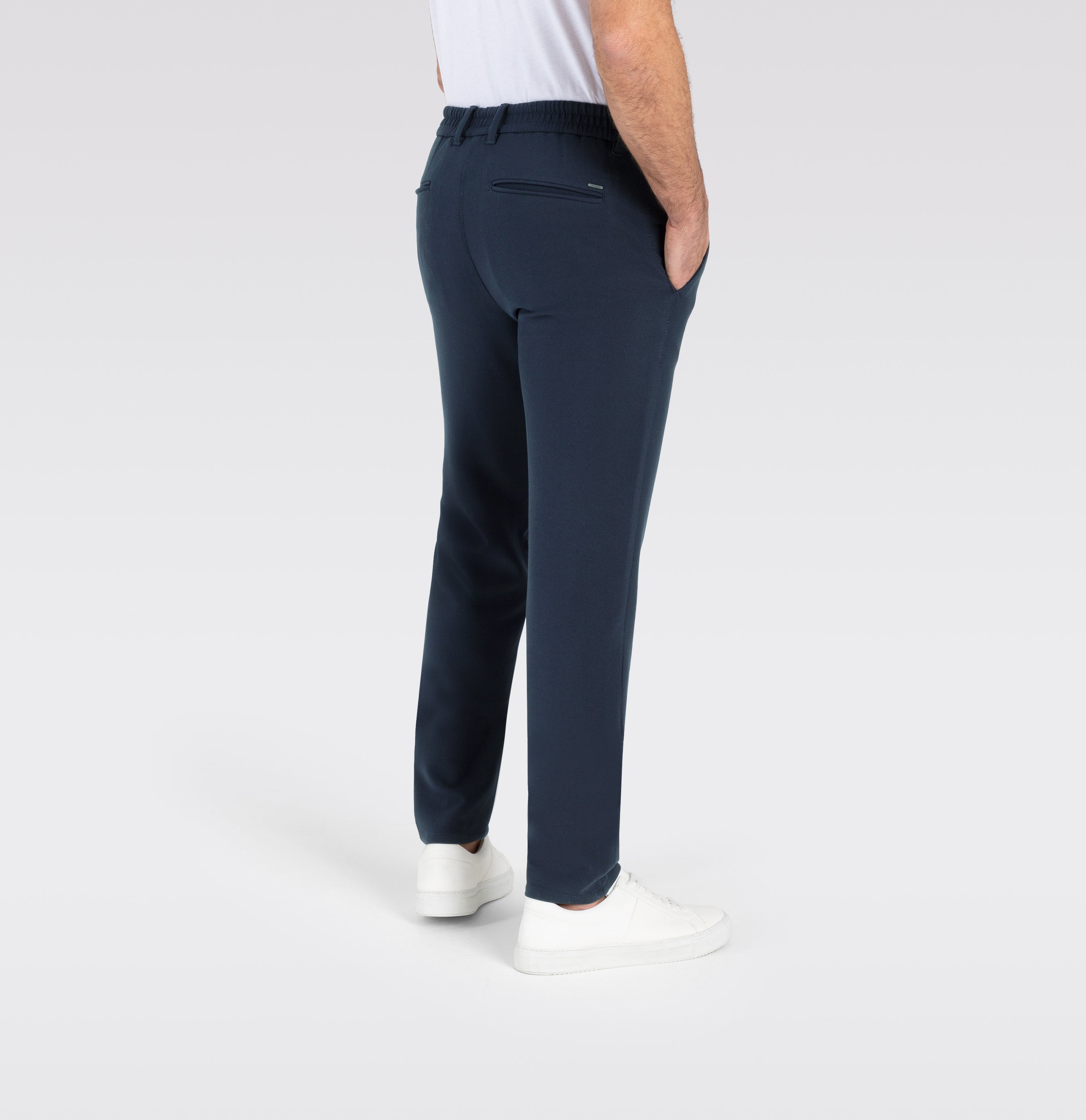 Fly & drive model from high-quality bi-stretch. | Traveller | midnight blue | Detailed view 3 of model