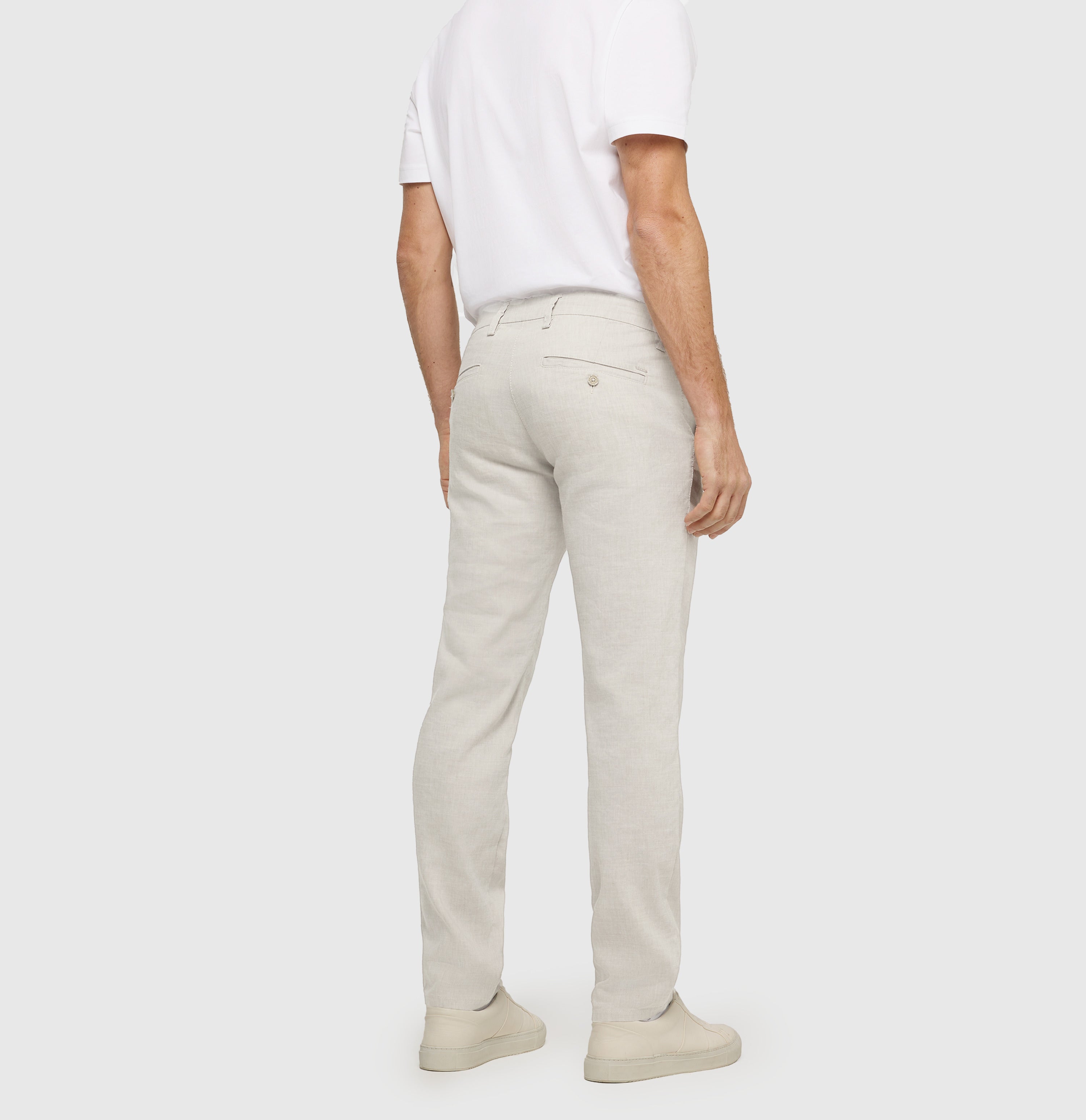Chino in a flowing linen-viscose blend. | Lennox Sport | kitt | Detailed view 4 of model