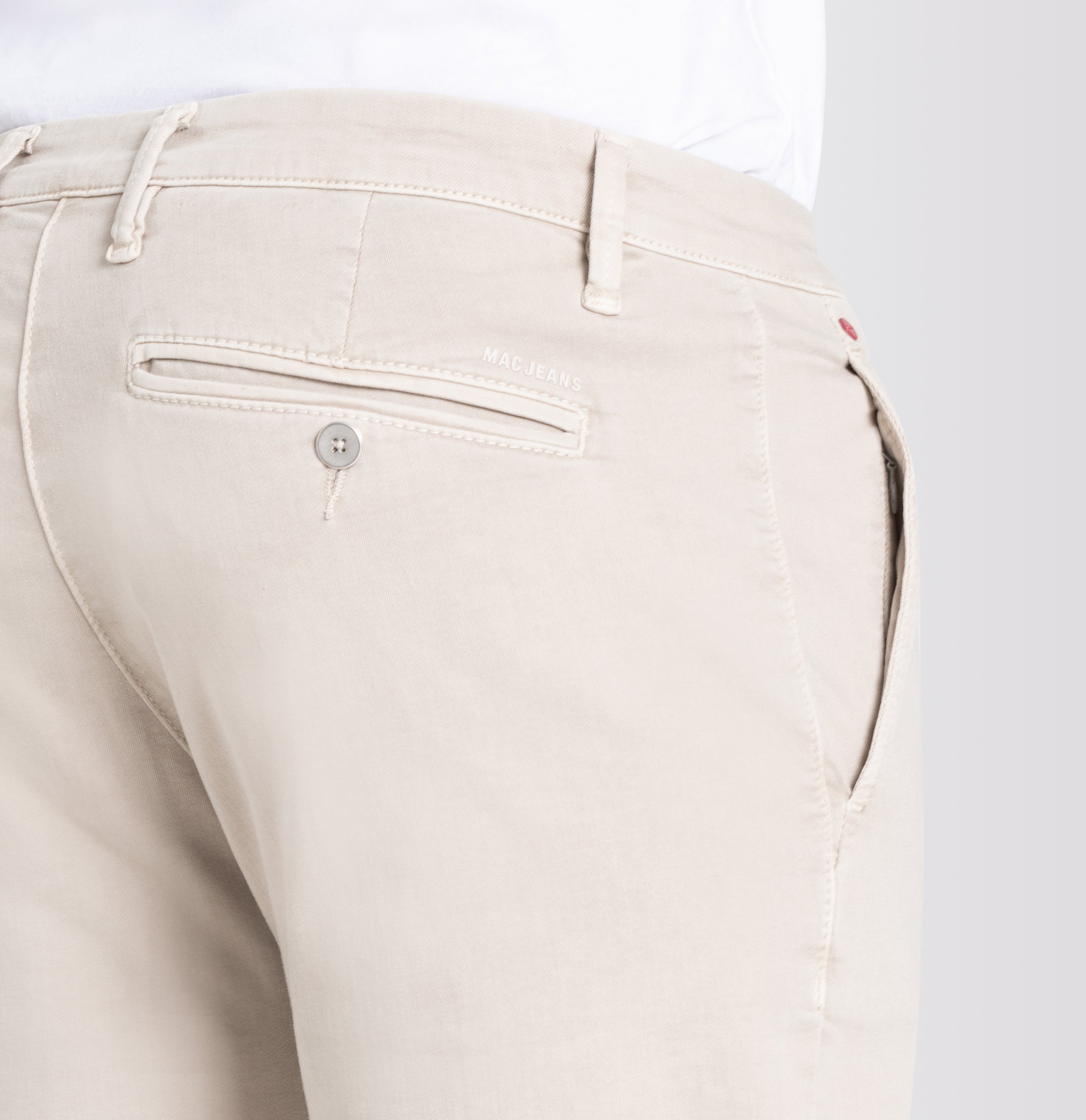 Ultimate driver pants in a chino design. | Driver Pants | kitt | Side view of model