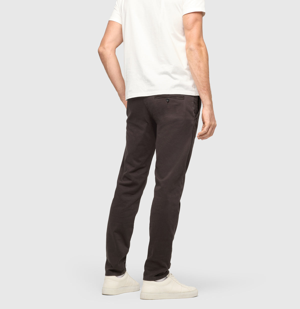 Ultimate driver pants in a chino design. | Driver Pants | deep brown | Back view of model