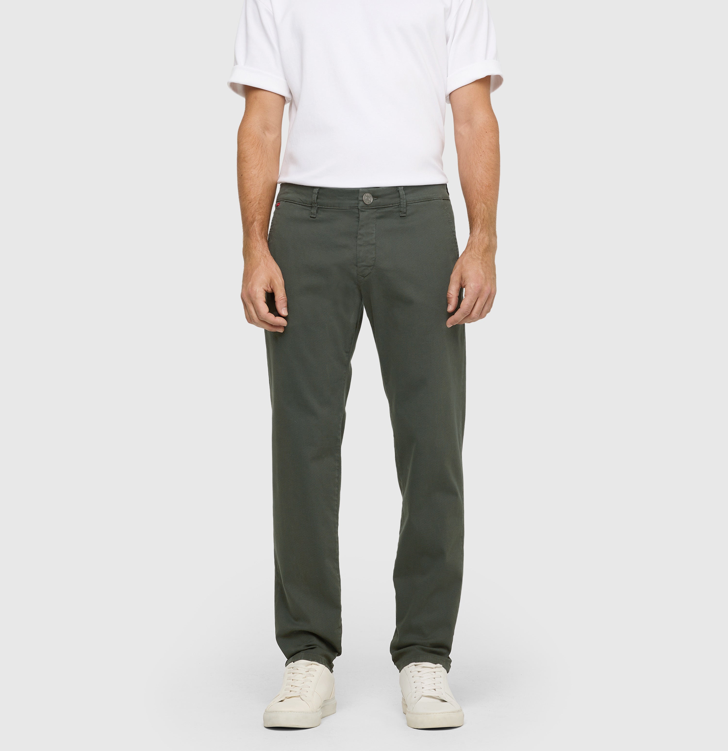 Ultimate driver pants in a chino design. | Driver Pants | fir printed | Front view of model