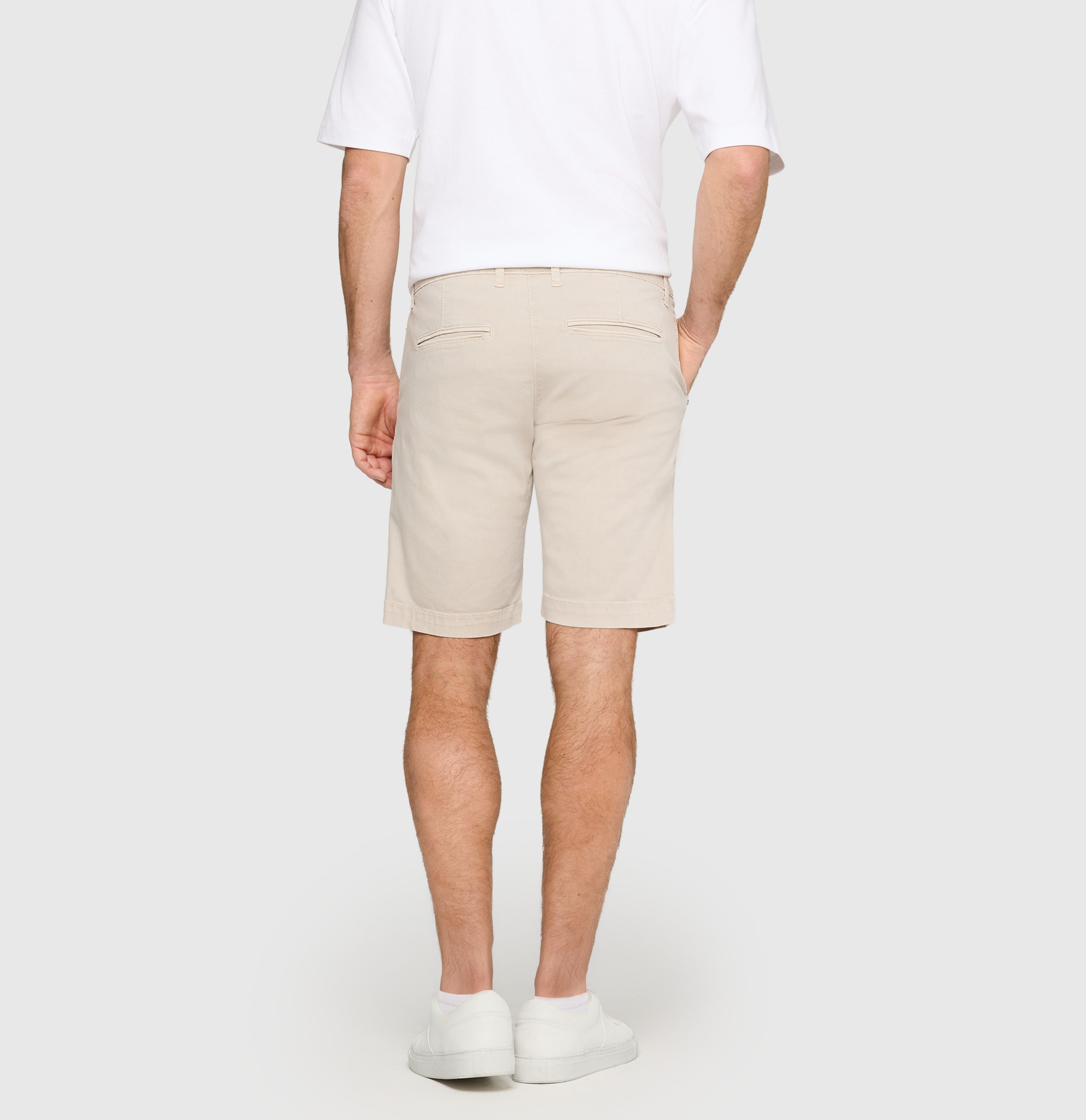Light, chino style ultimate driver shorts. | Driver Short | kitt | Back view of model
