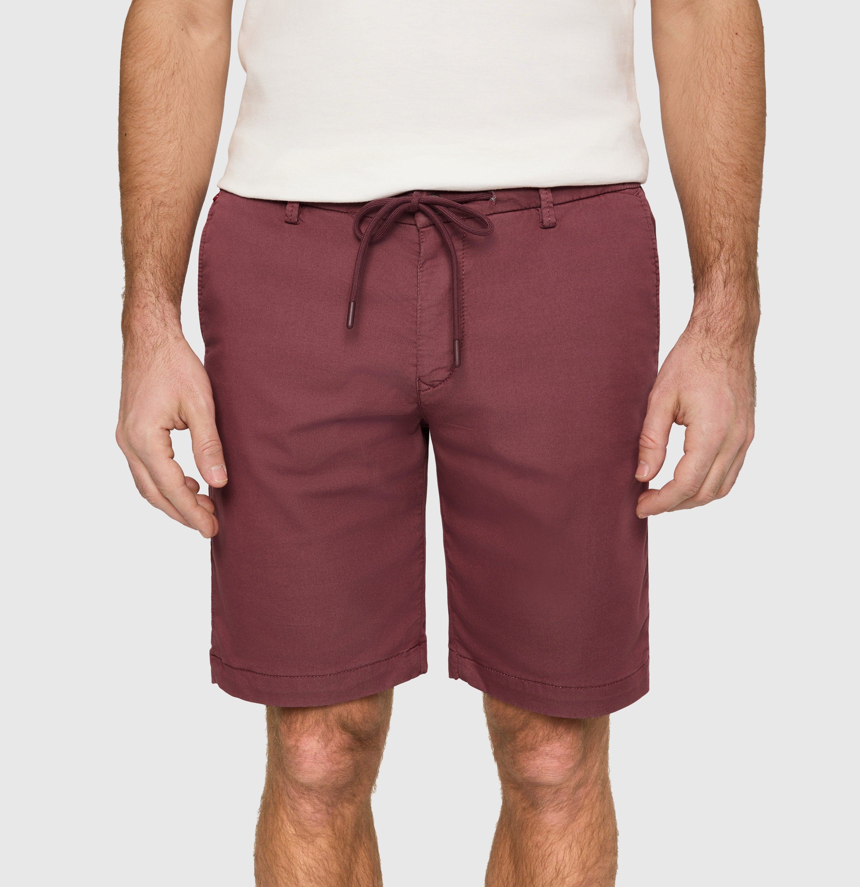 Chino Bermuda made of light sweat denim. | Jog´n Short | wild ginger | Detailed view 3 of model
