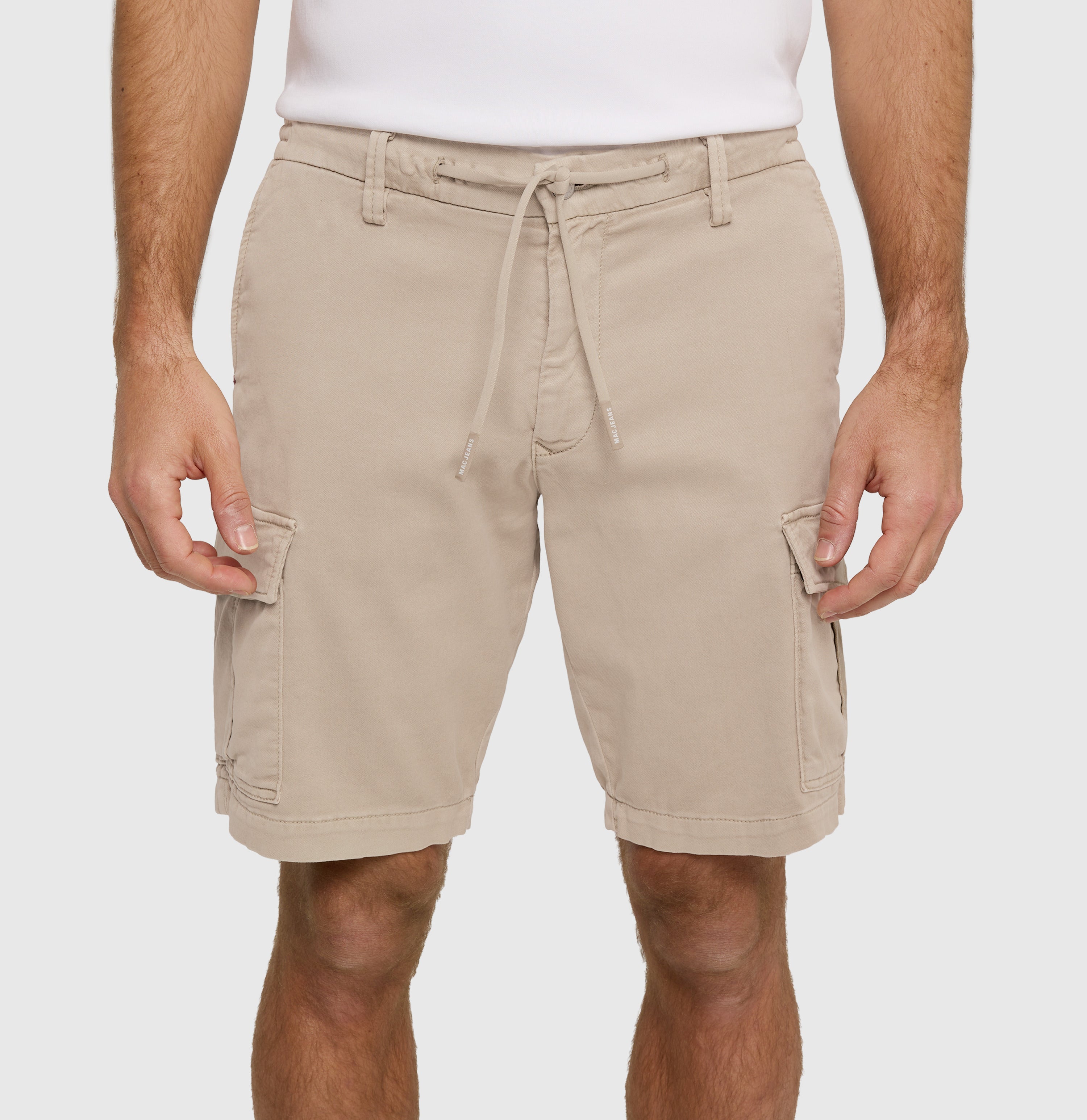 Comfortable cargo Bermuda made of sweat denim. | Jog´n Cargo | string | Detailed view 4 of model