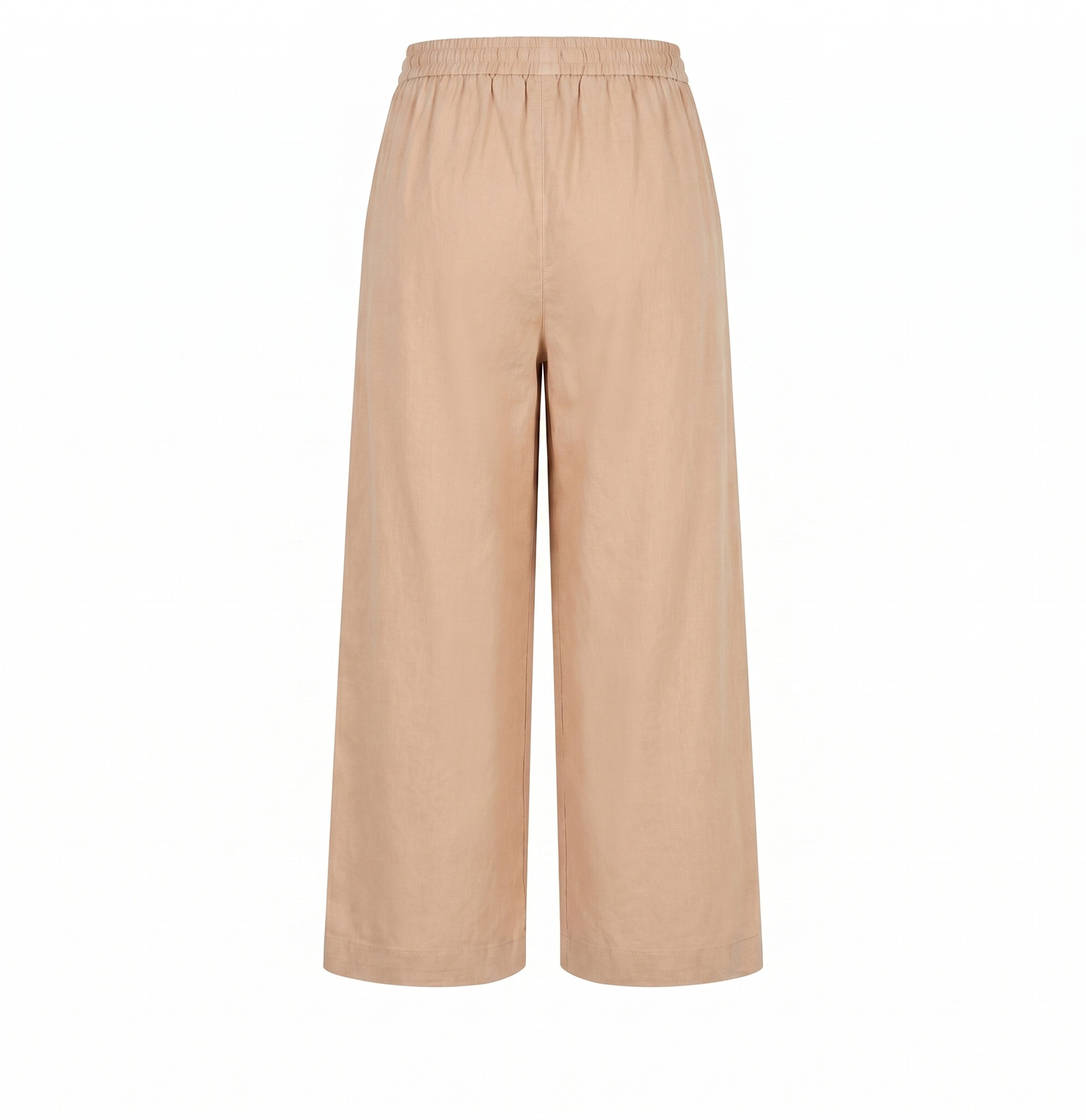 Culotte in an ultra light summer fabric. | CALLIE cropped | oyster | Back view of bust
