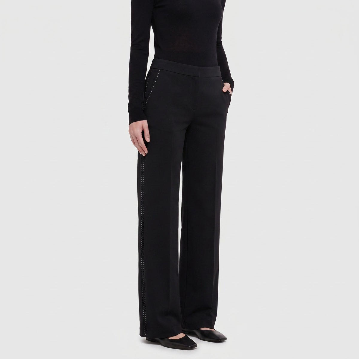 Wide jersey trousers with rhinestones. | CHIARA glam | black | Front view of model