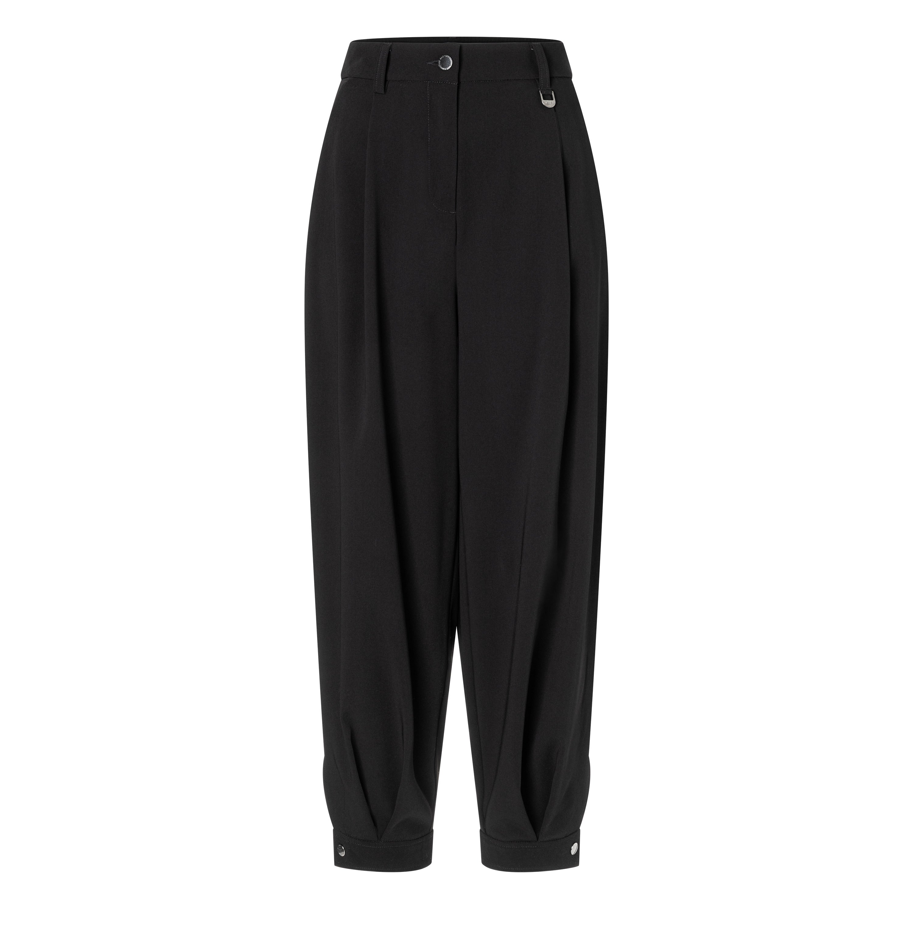 Floating crepe trousers with cuffs. | BALLOON | black | Front view of bust