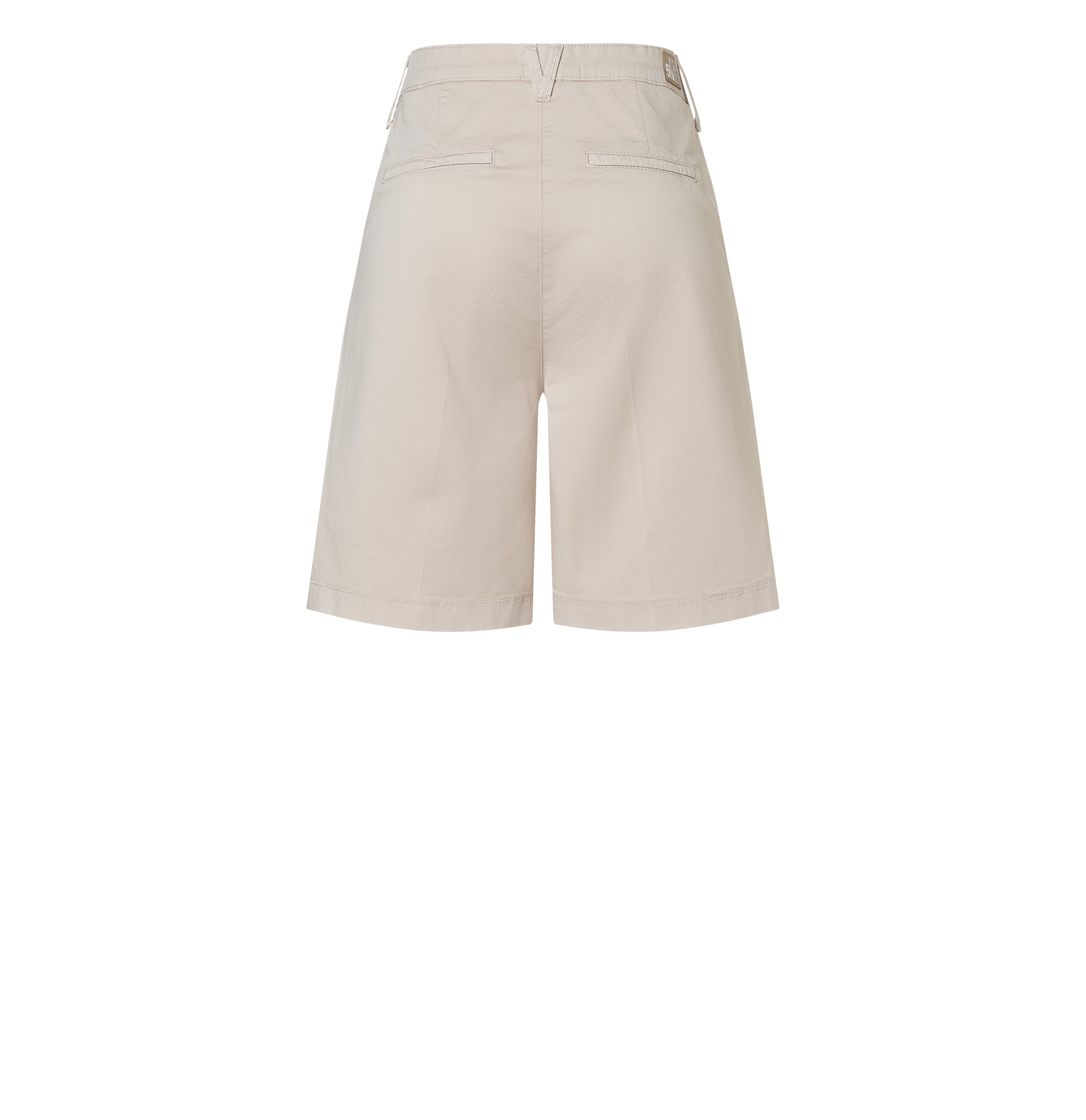 Relaxed chino shorts made of stretch gabardine. | CHINO Bermuda | ivory PPT | Back view of bust