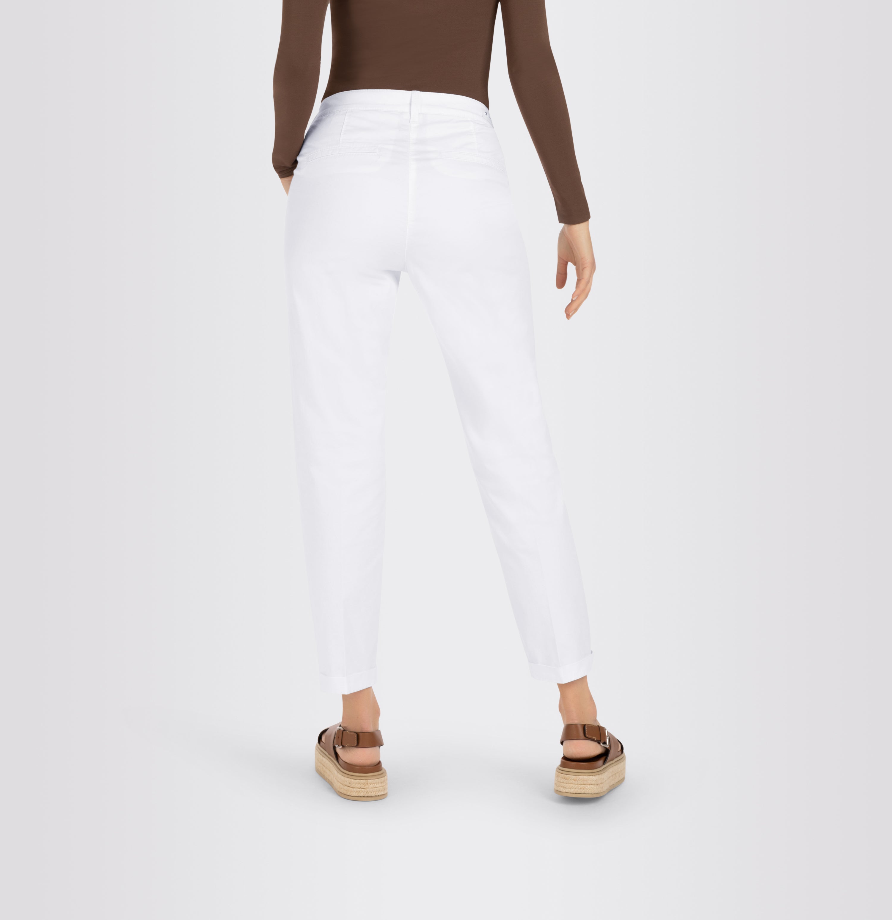 Turned-up chino with creases. | S-NAME | S-FBBZ | Back view of model