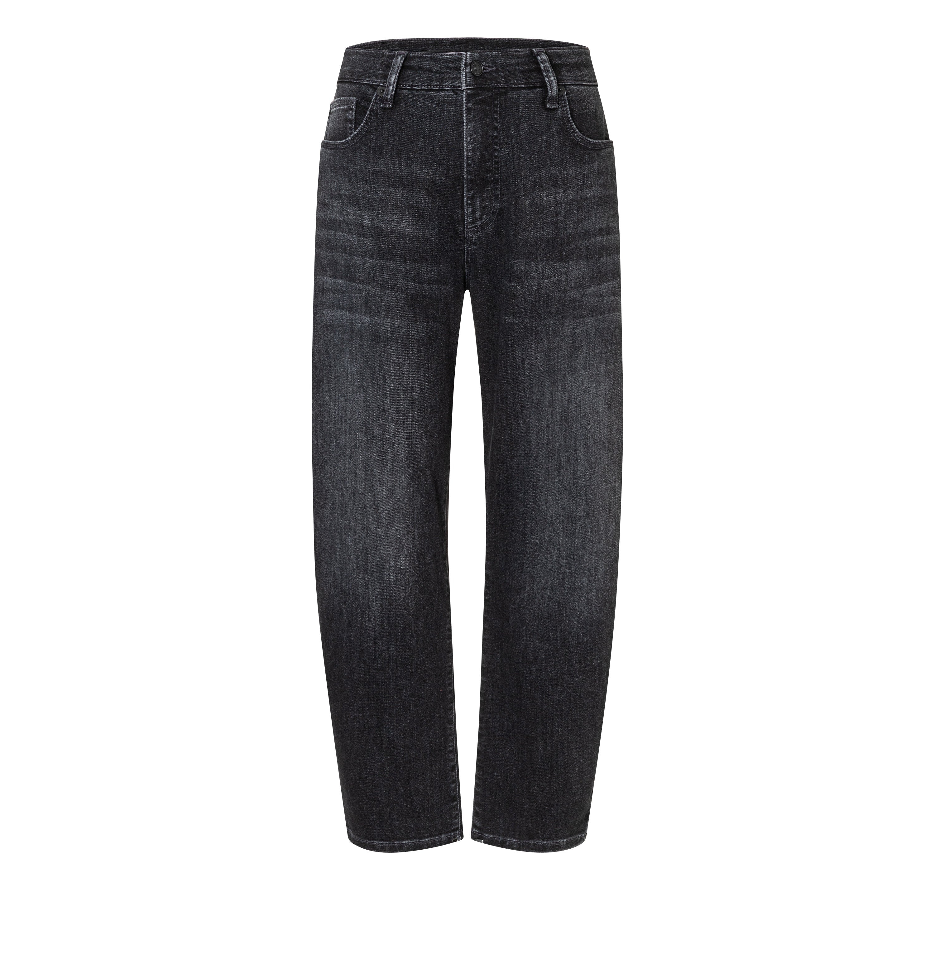 Barrel jeans in a light lyocell blend. | DANNI | authentic black wash | Front view of bust