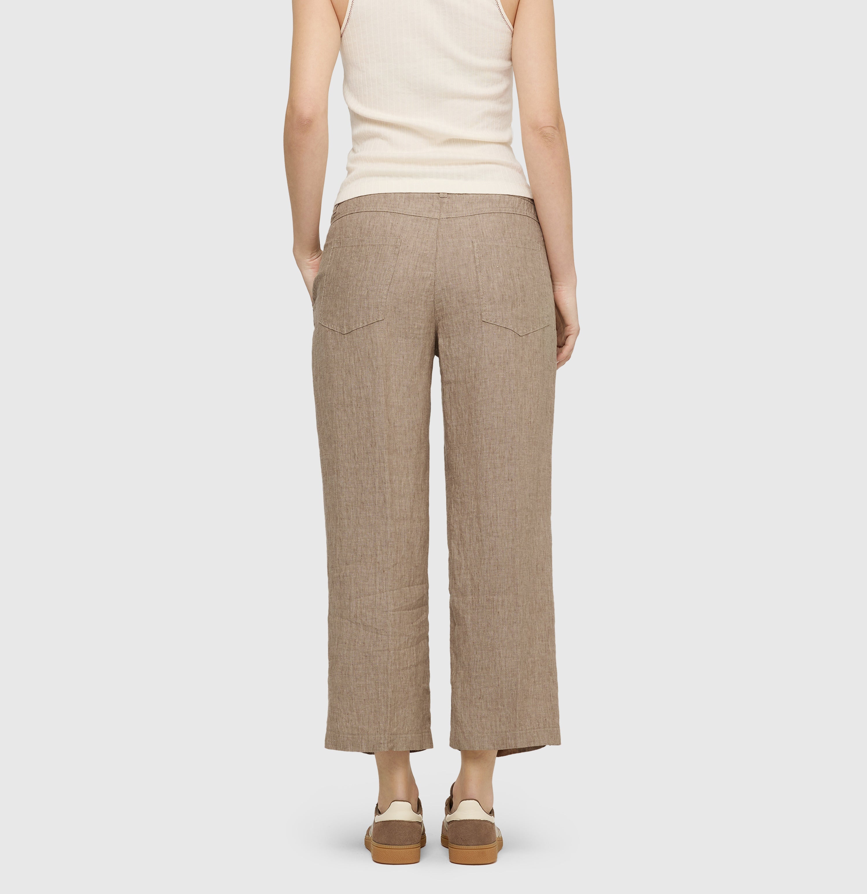 Light culotte made of pure linen. | NORA cropped | sanddrift melange | Back view of model