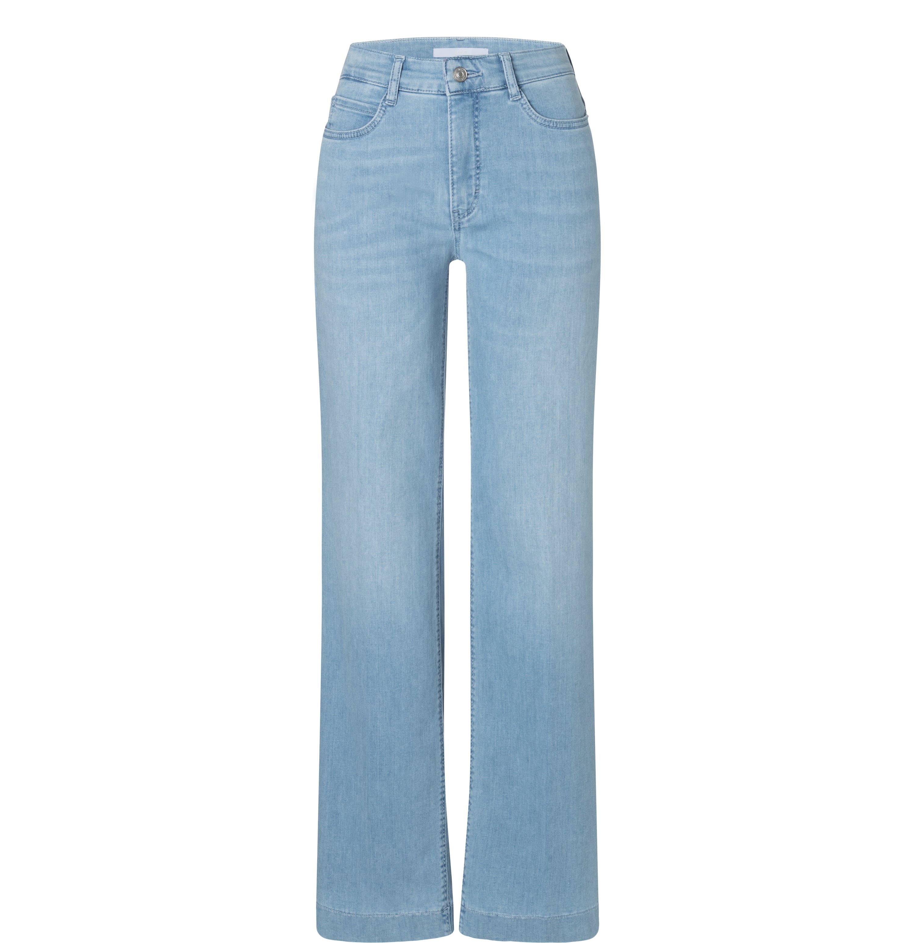 Wide fit in a flexible denim material. | WIDE | sun bleach authentic | Front view of bust