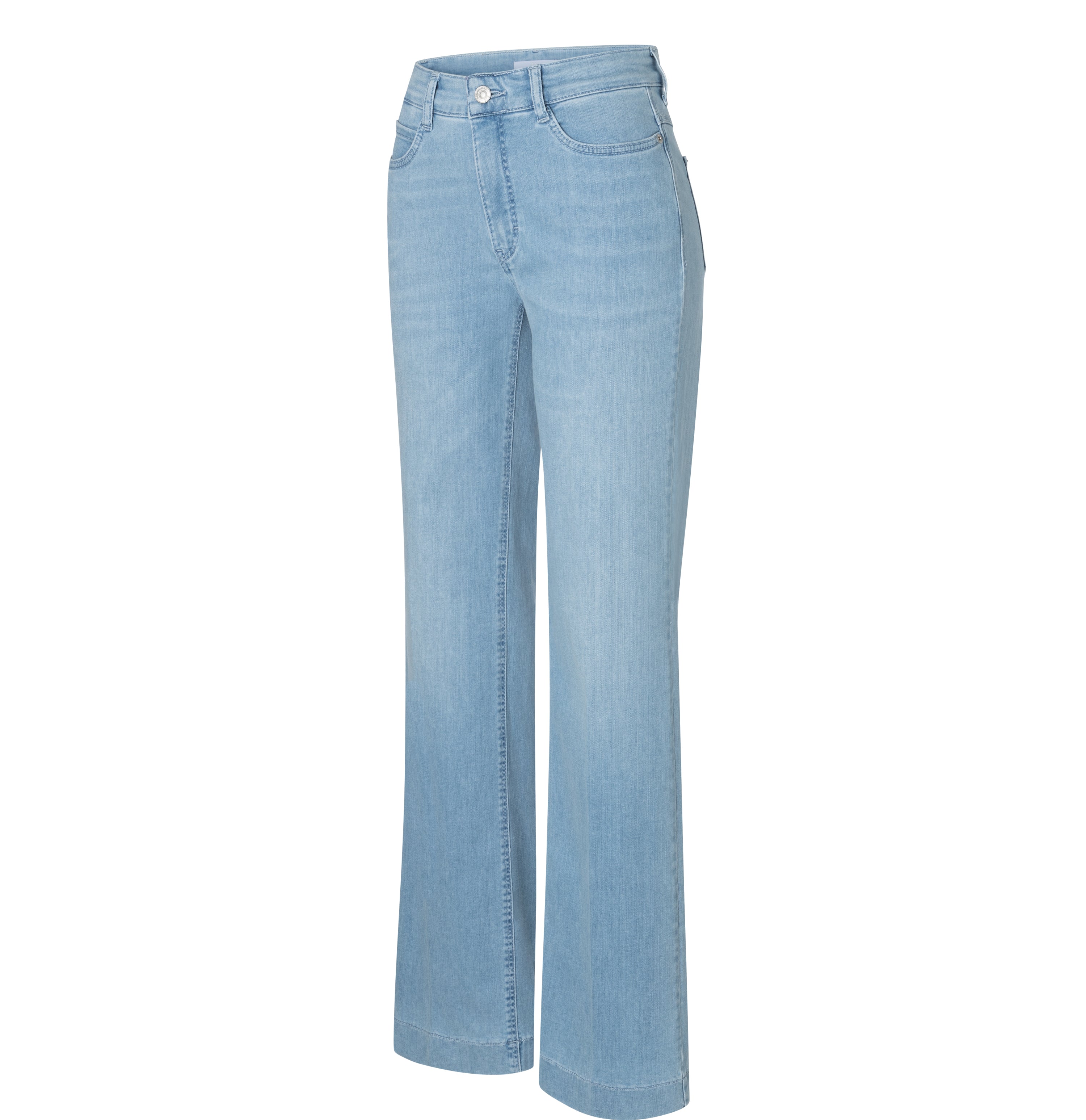 Wide fit with discreet creases. | S-NAME | S-FBBZ | Oblique view of bust