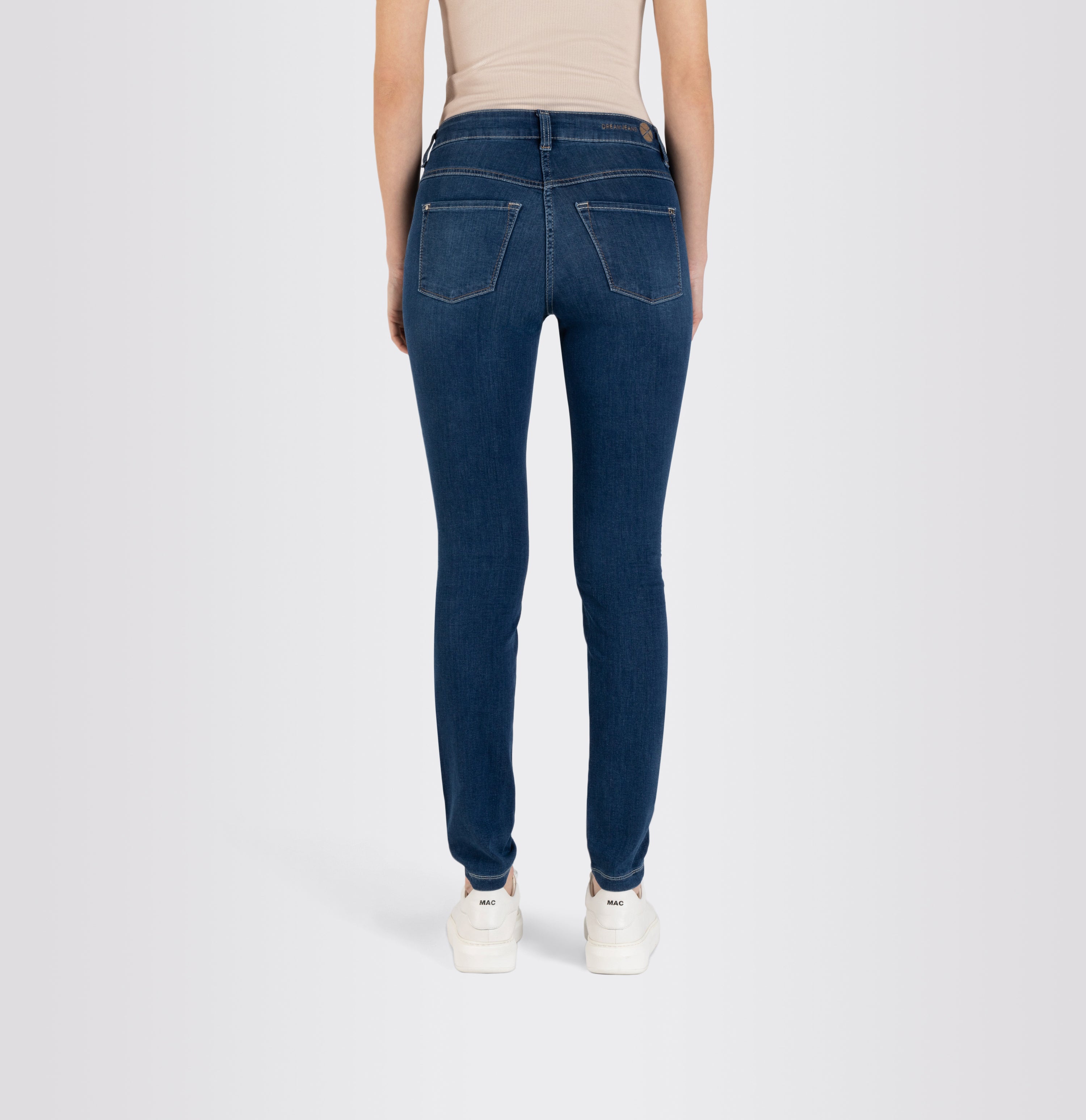 Comfortable skinny jeans with shaping effect. | S-NAME | S-FBBZ | Back view of model