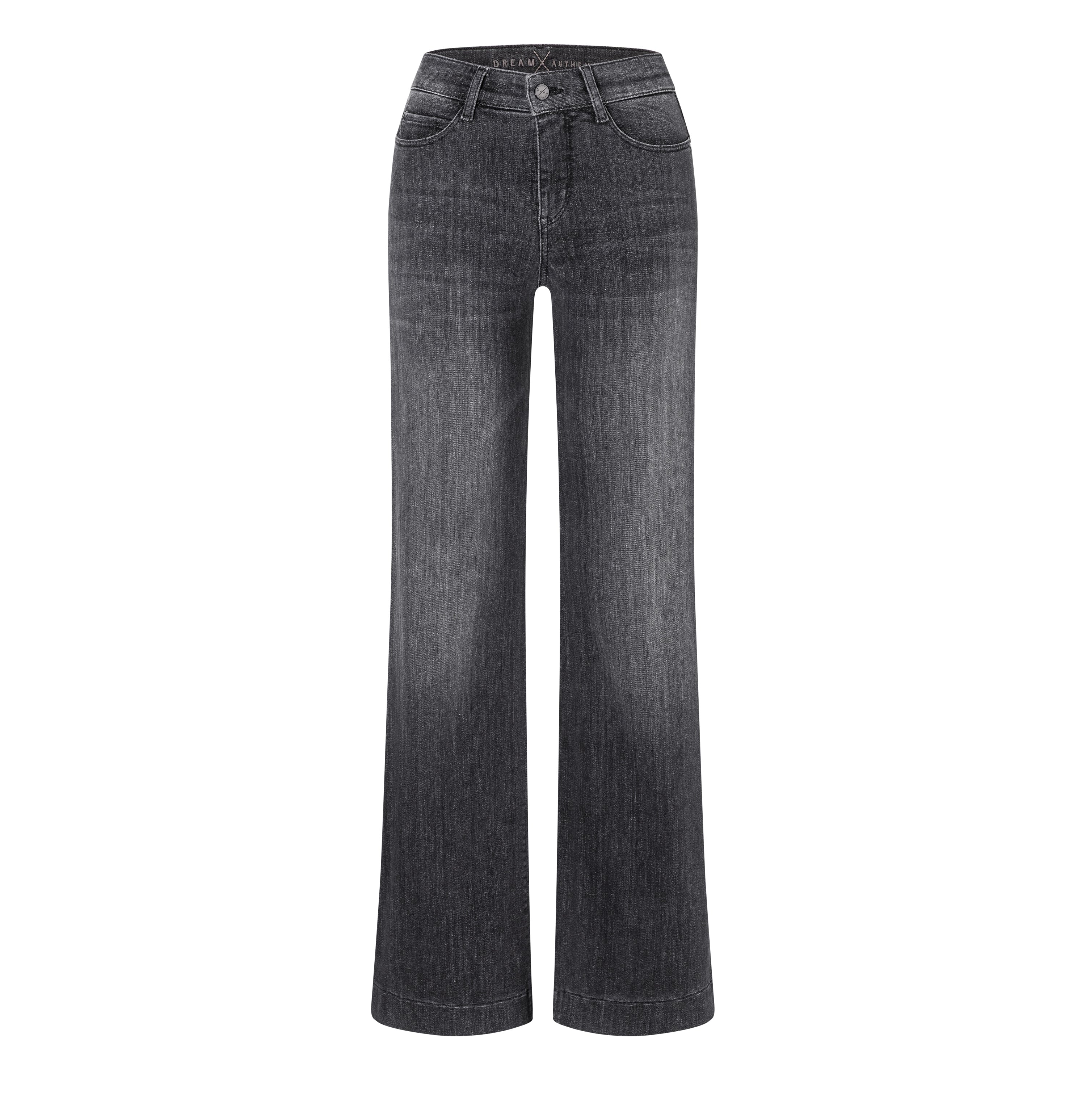 Wide shaping jeans with an authentic look. | S-NAME | S-FBBZ | Front view of bust