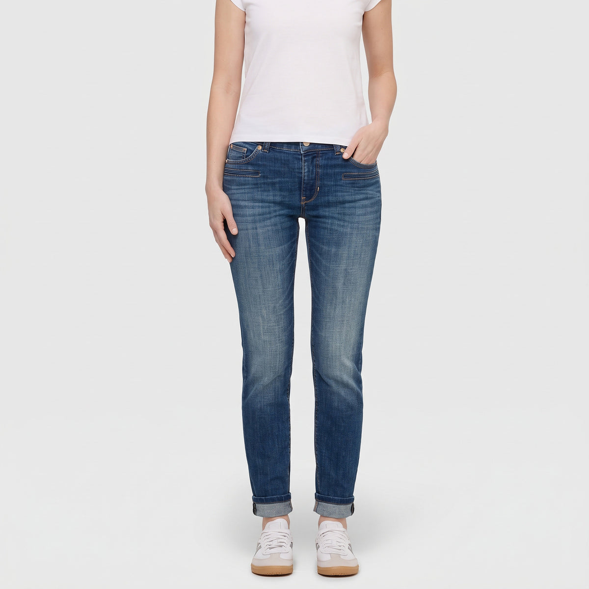Slim jeans with pocket detail. | SLIM | blue ocean wash | Front view of model