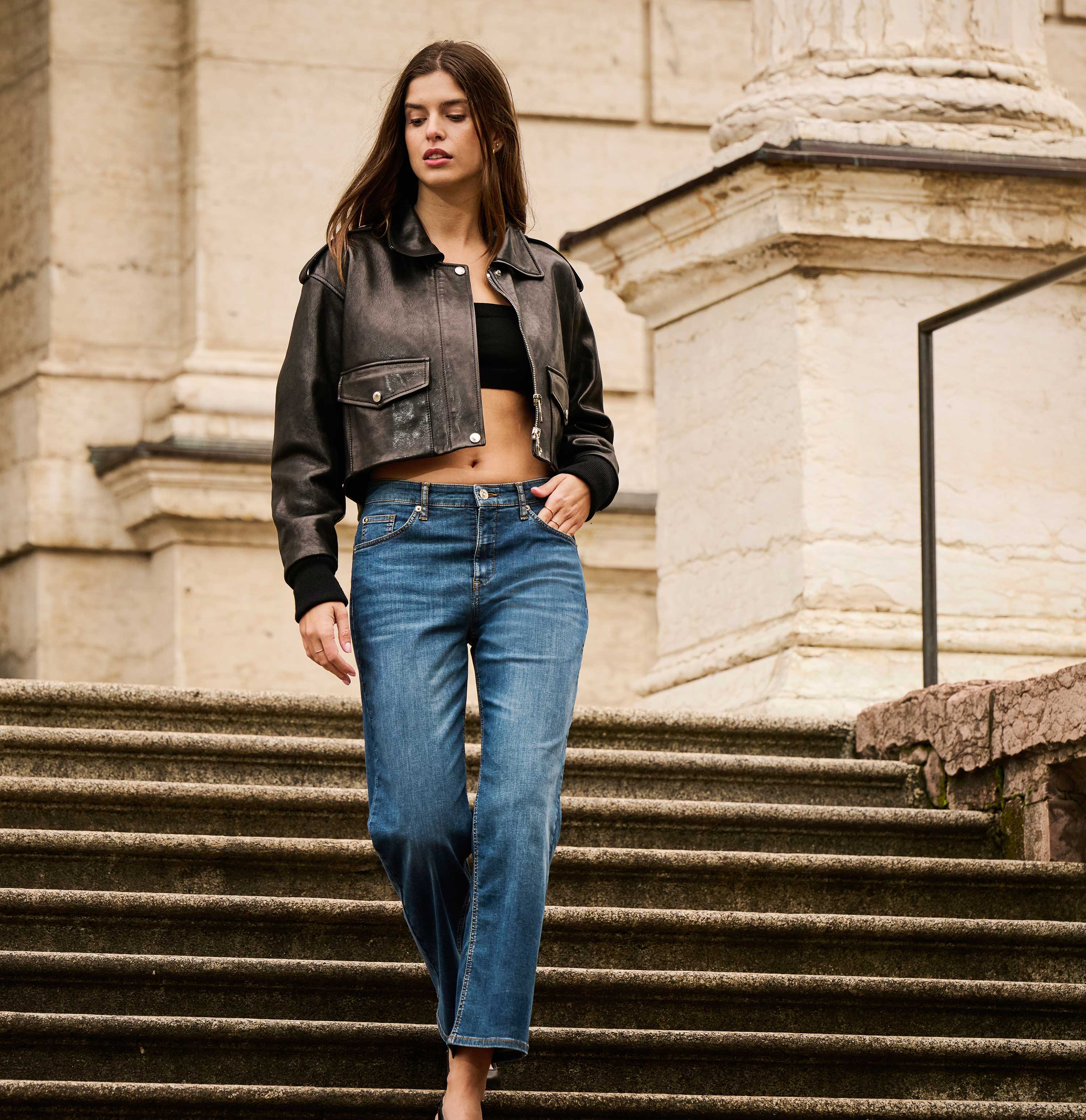 Culotte made of summery lightweight denim. | S-NAME | S-FBBZ | Campaign image 3