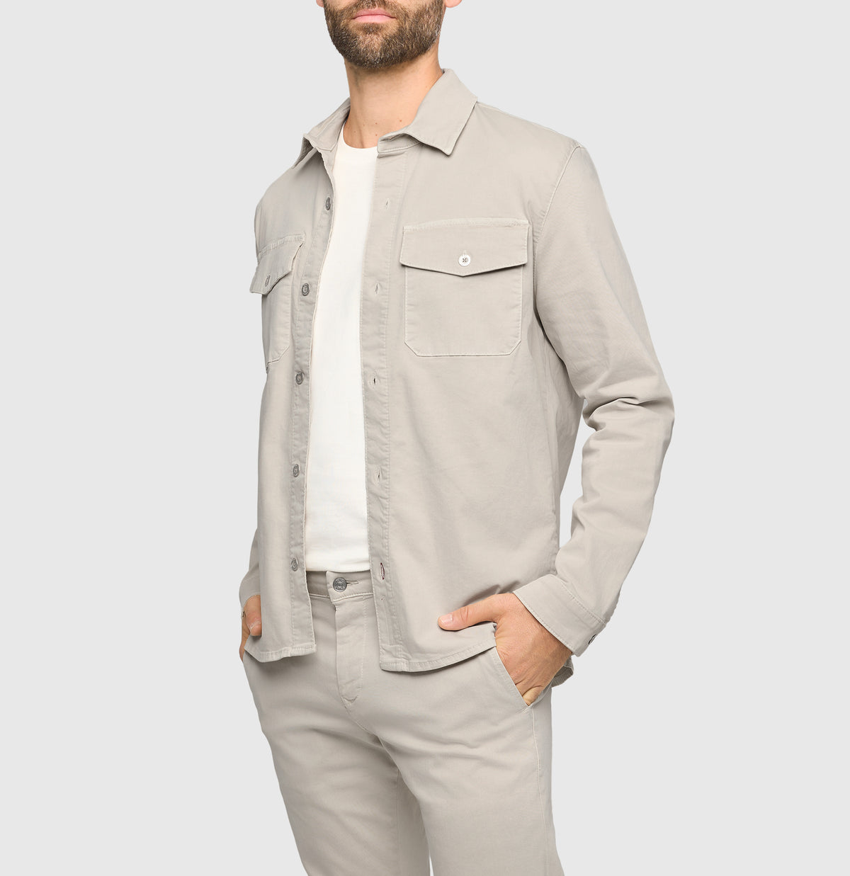 Overshirt made of highly elastic denim. | Overshirt | kitt | Detailed view 4 of model