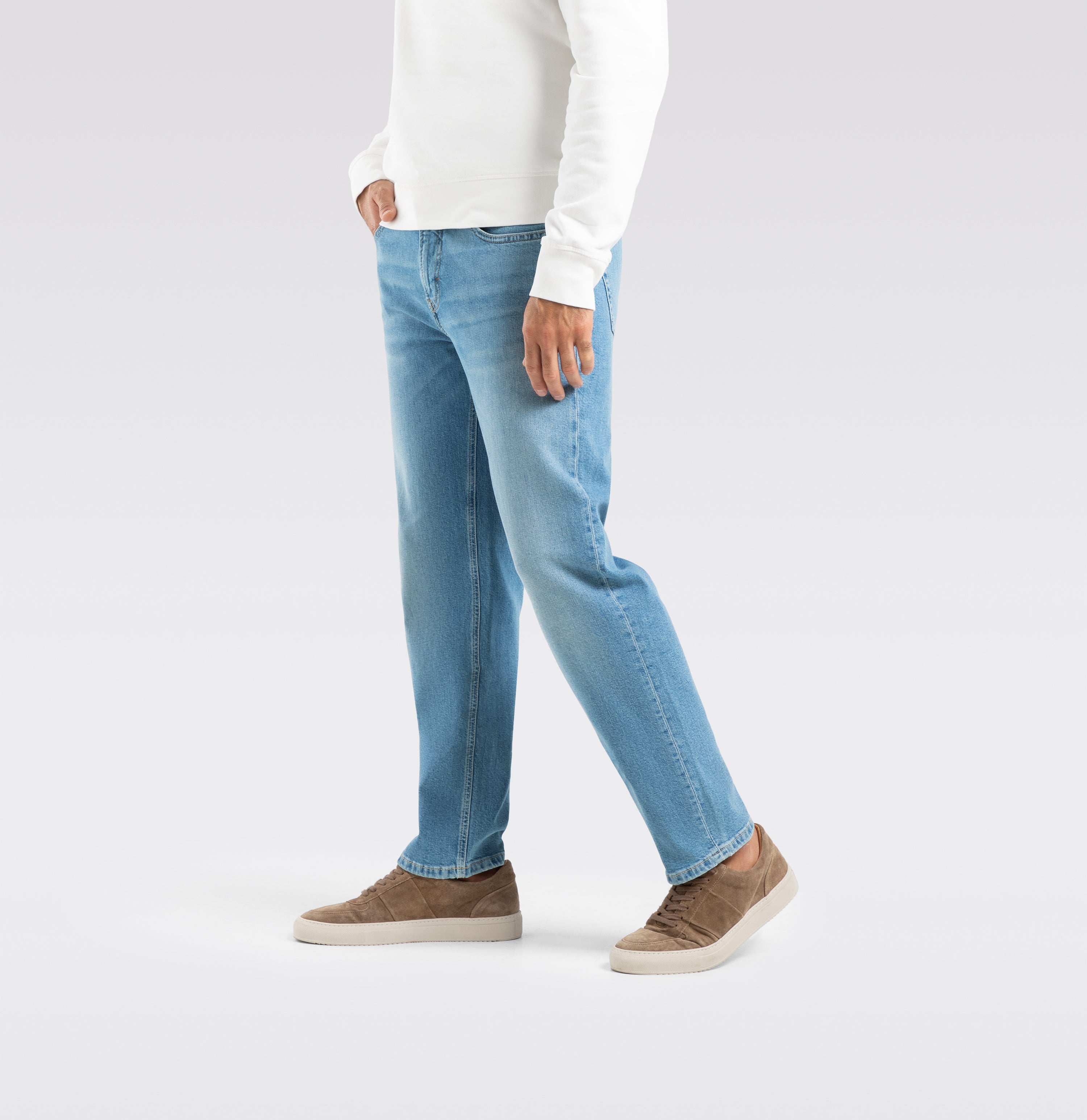 Comfort fit with an authentic vintage look. | S-NAME | S-FBBZ | Detailed view 2 of model