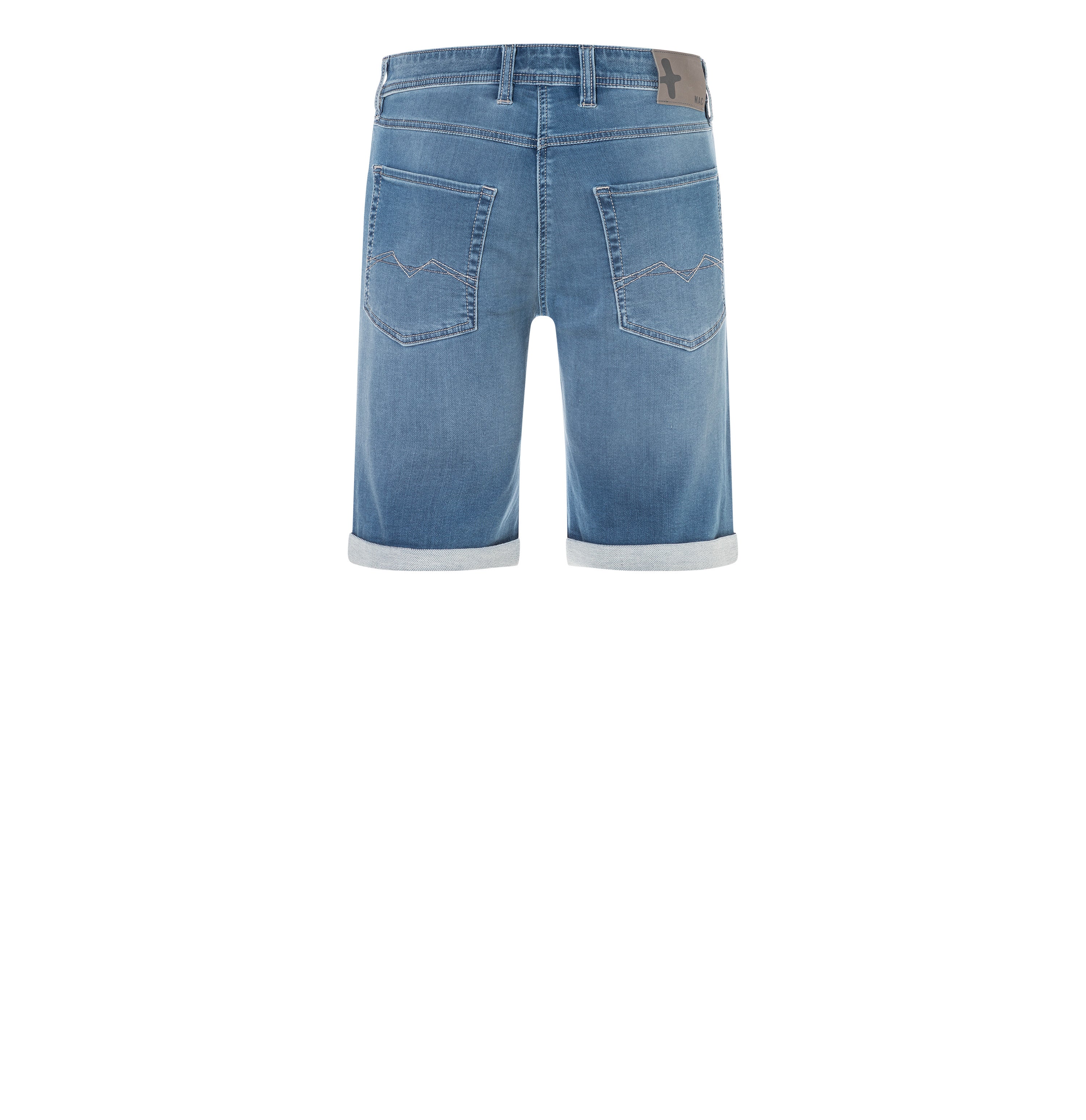 Bermuda made of dimensionally stable sweat denim. | Jogn Bermuda | summer blue used authentic wash | Back view of bust