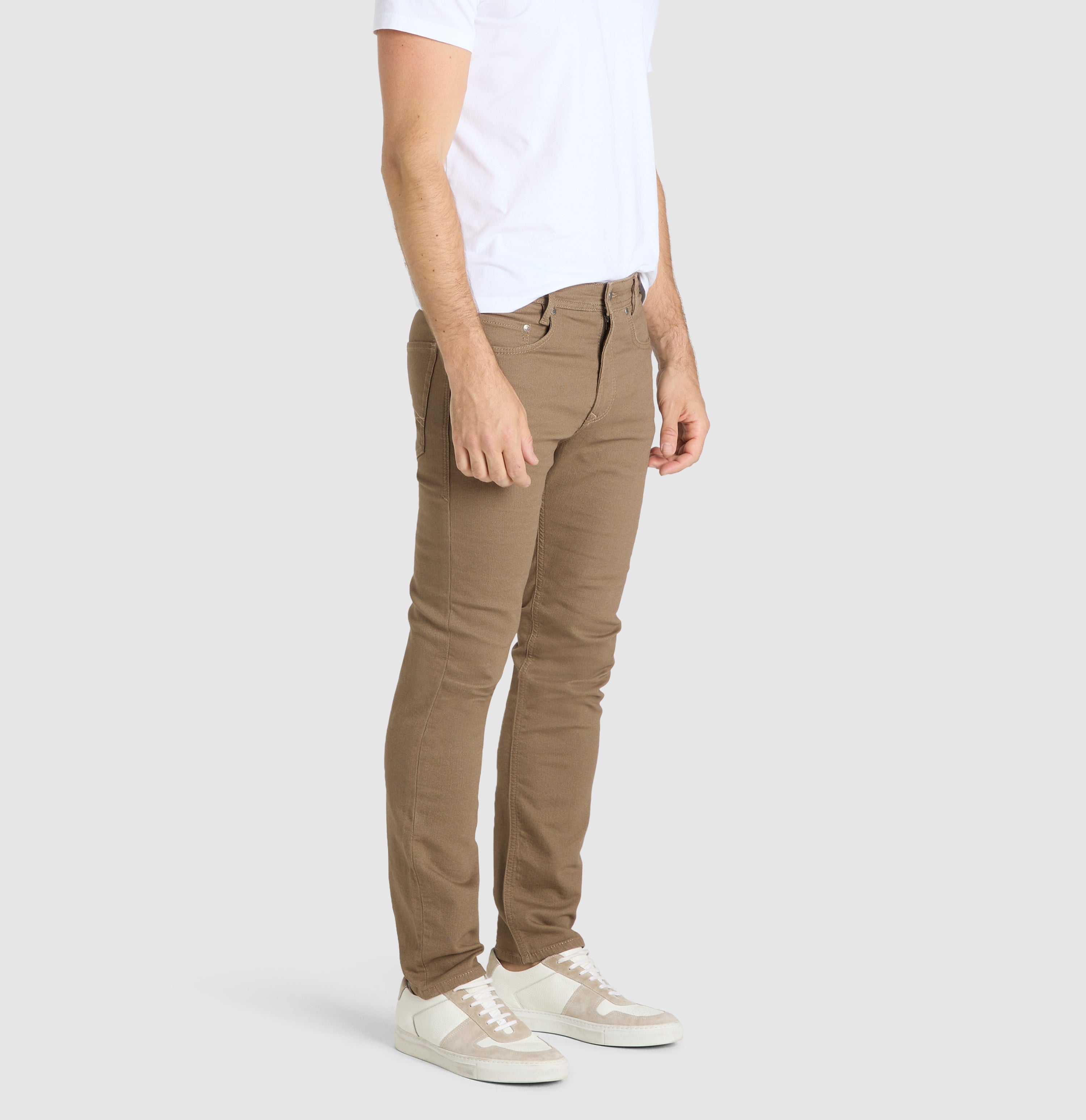 Slim trousers in a subtly patterned sweat material. | S-NAME | S-FBBZ | Detailed view 3 of model