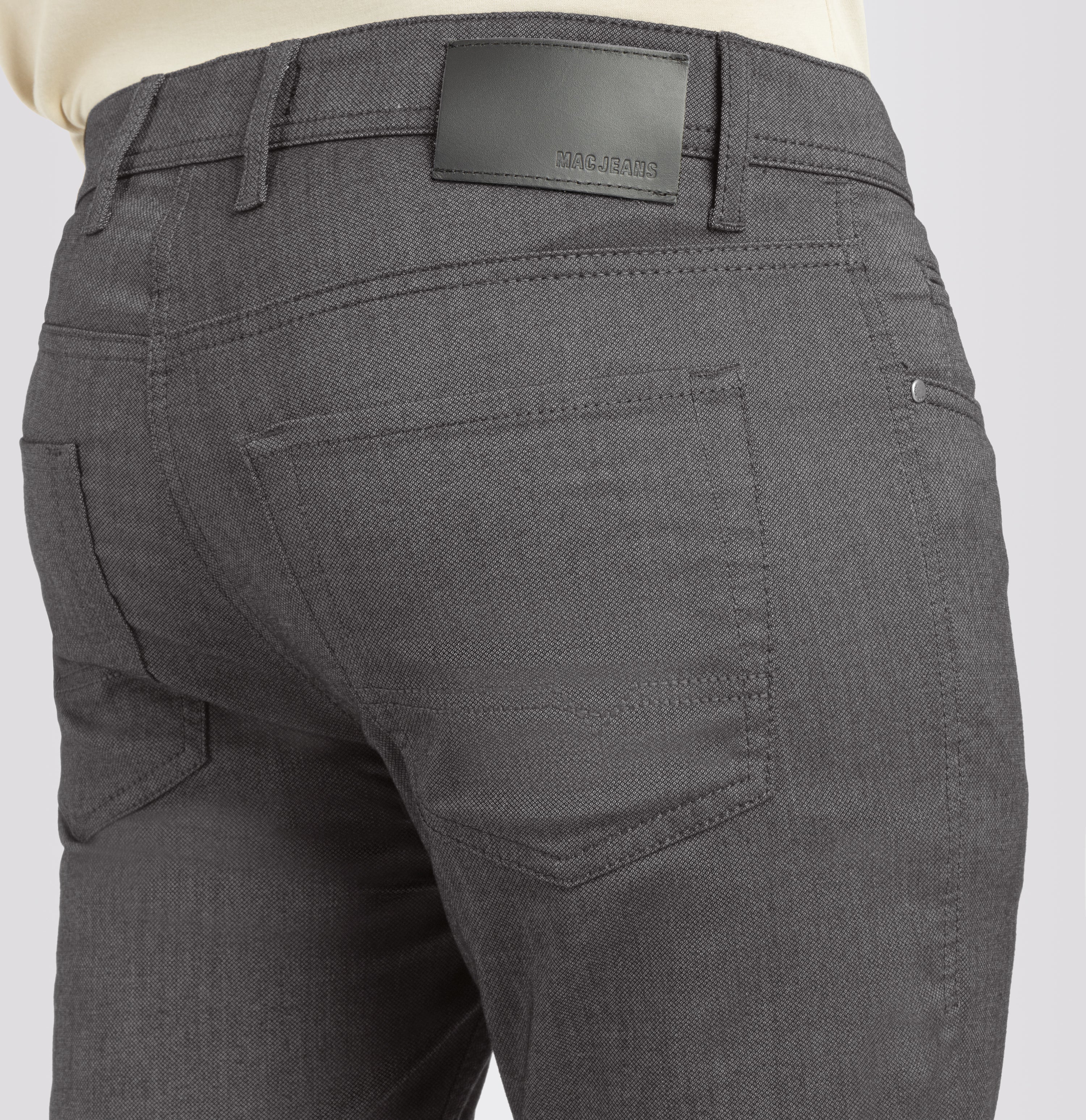 Trousers in a polyester-viscose blend suitable for the office. | S-NAME | S-FBBZ | Detailed view 3 of model