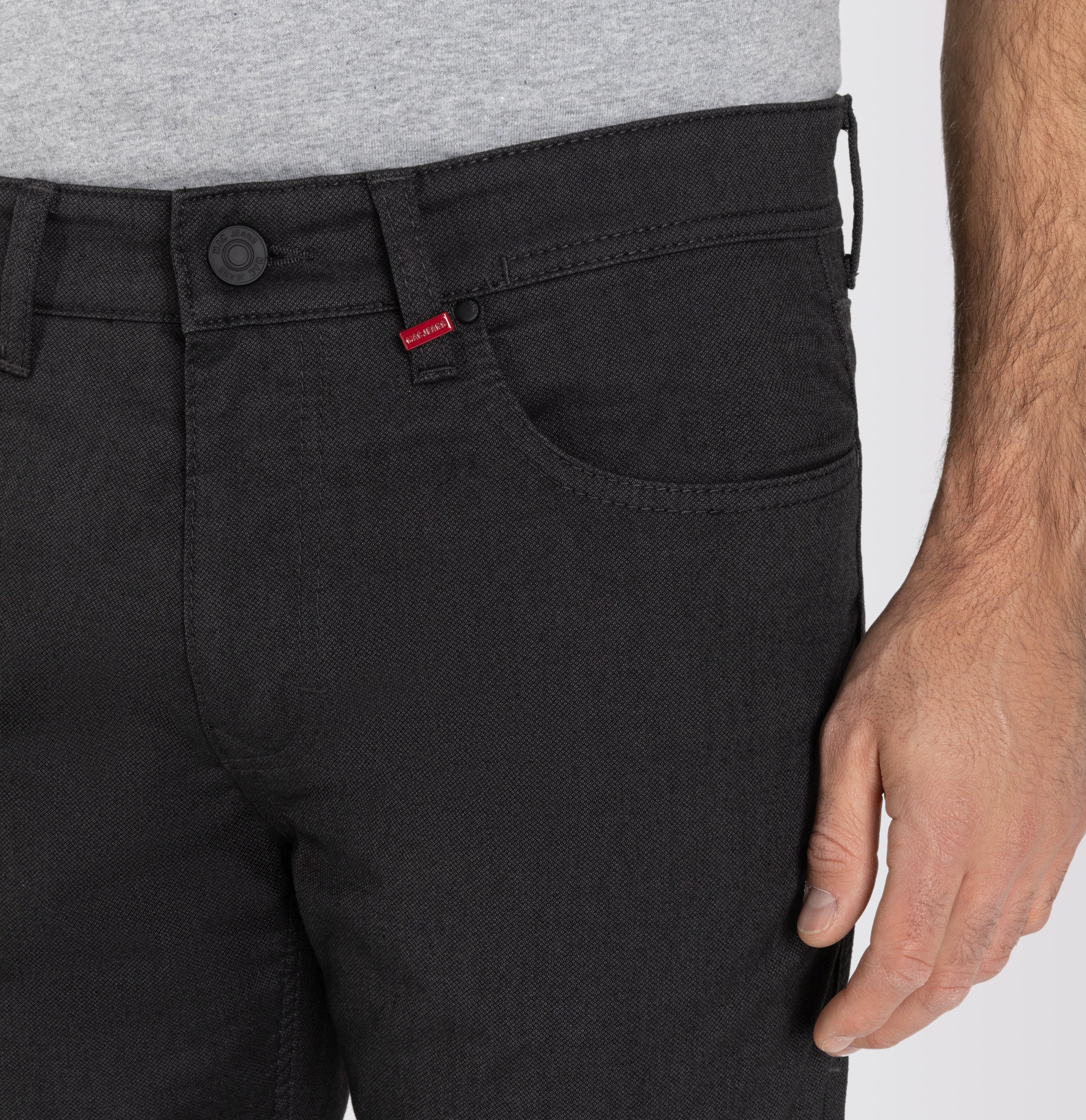 Trousers in a polyester-viscose blend suitable for the office. | S-NAME | S-FBBZ | Side view of model
