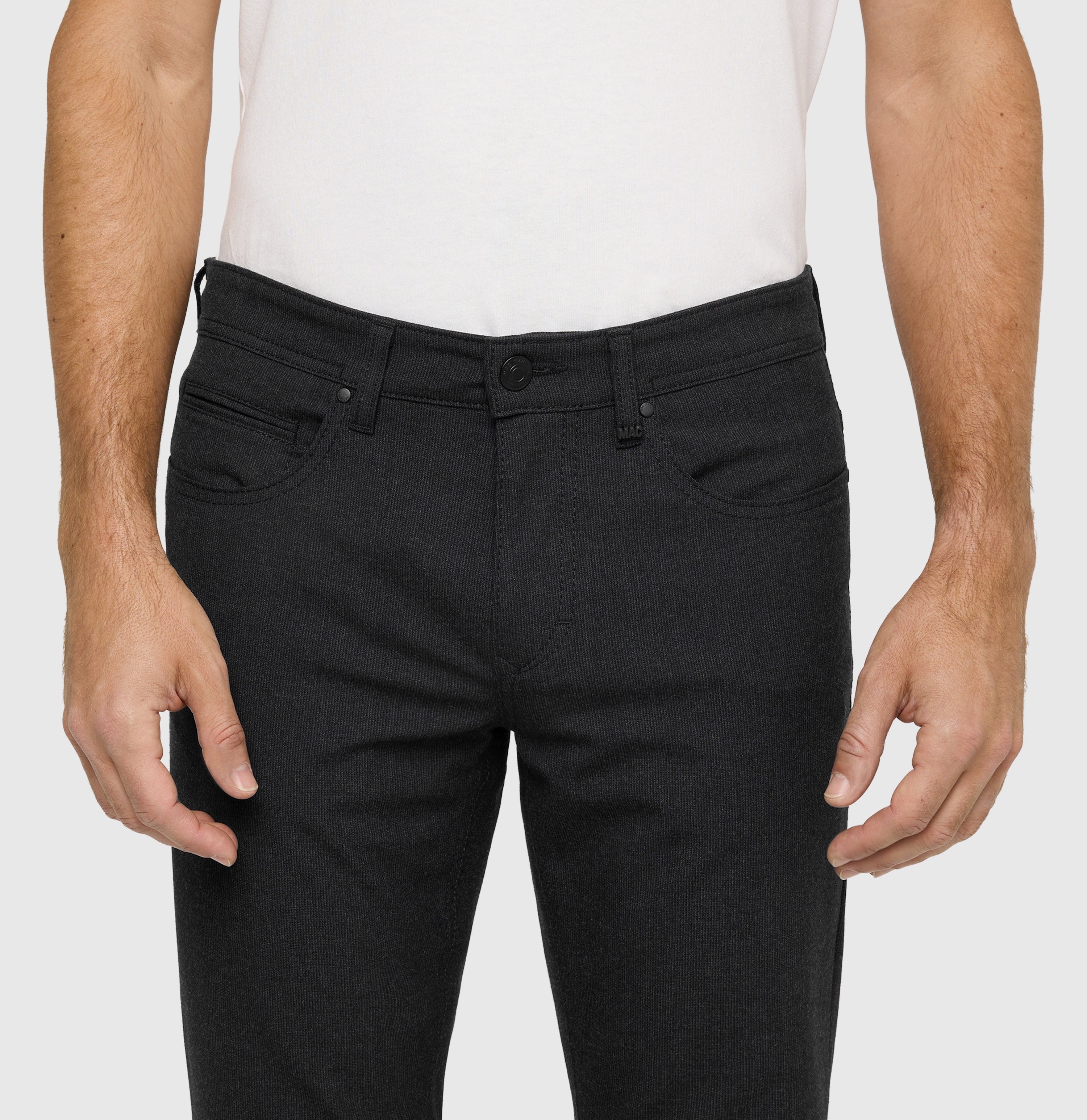Travel trousers made of bi-stretch material, suitable for the office. | Arne Travel | black | Detailed view 3 of model