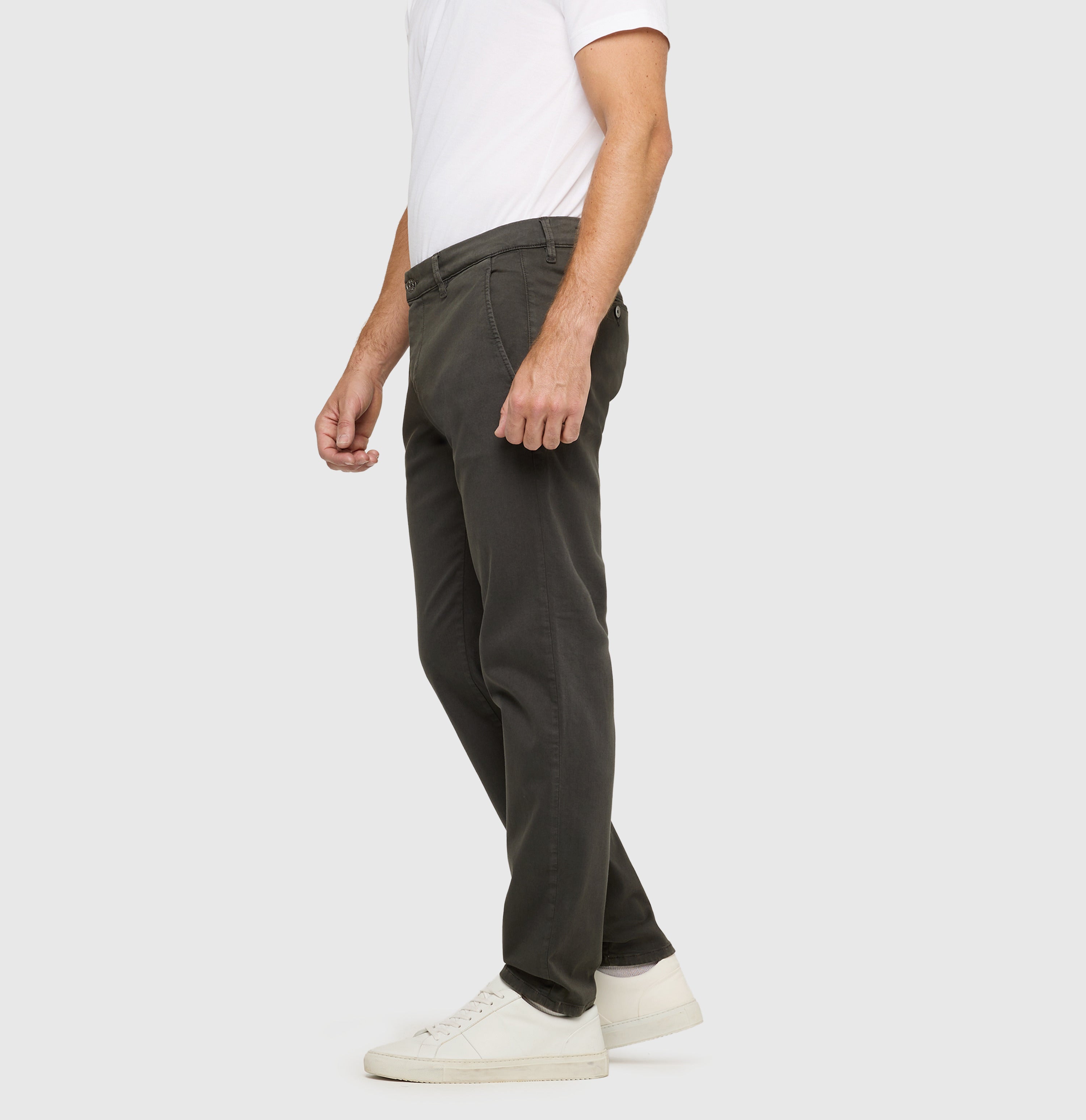 Ultimate driver pants in a chino design. | Driver Pants | dark shadow | Side view of model