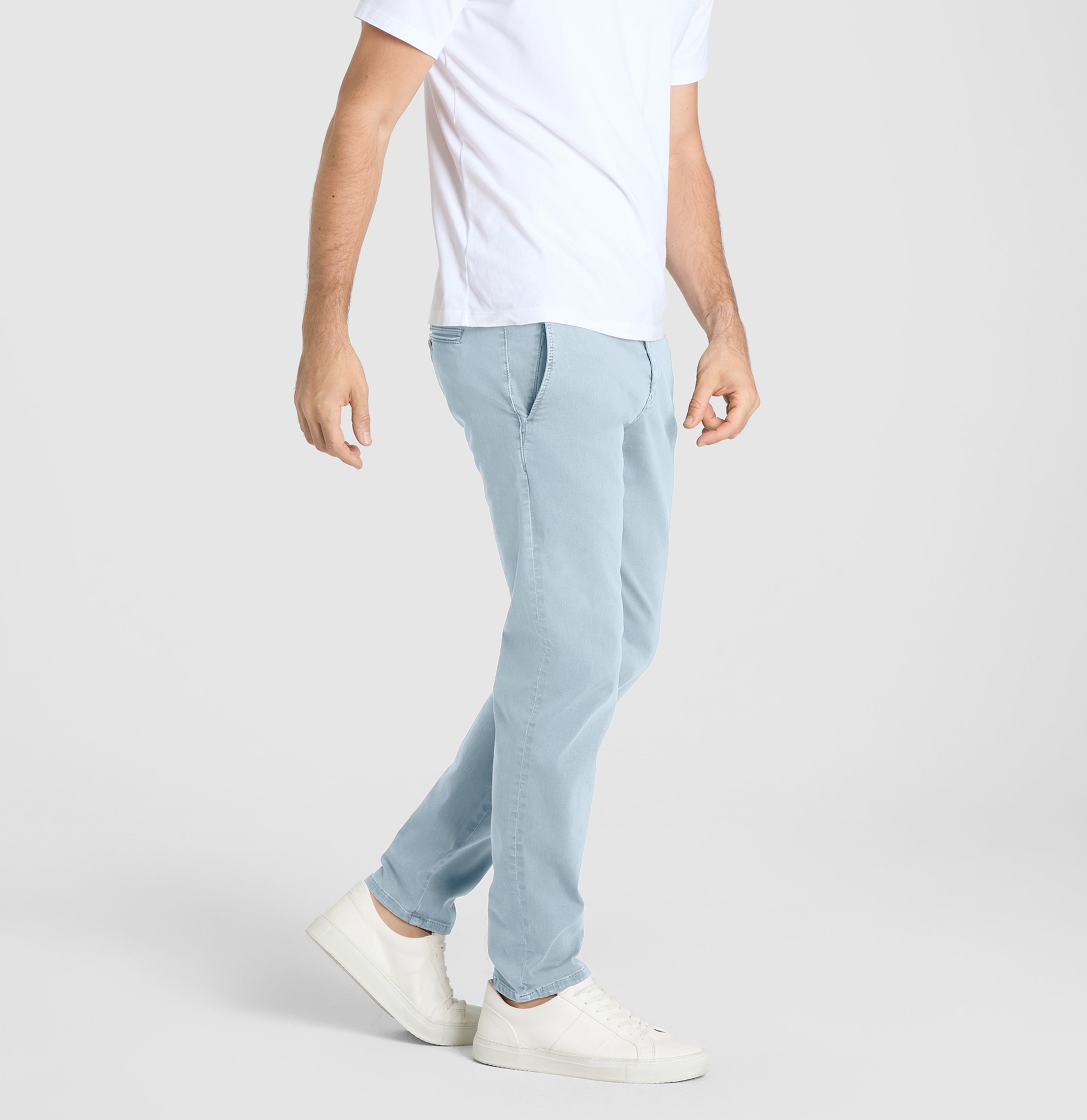 Ultimate driver pants in a chino design. | Driver Pants | blue fog | Side view of model