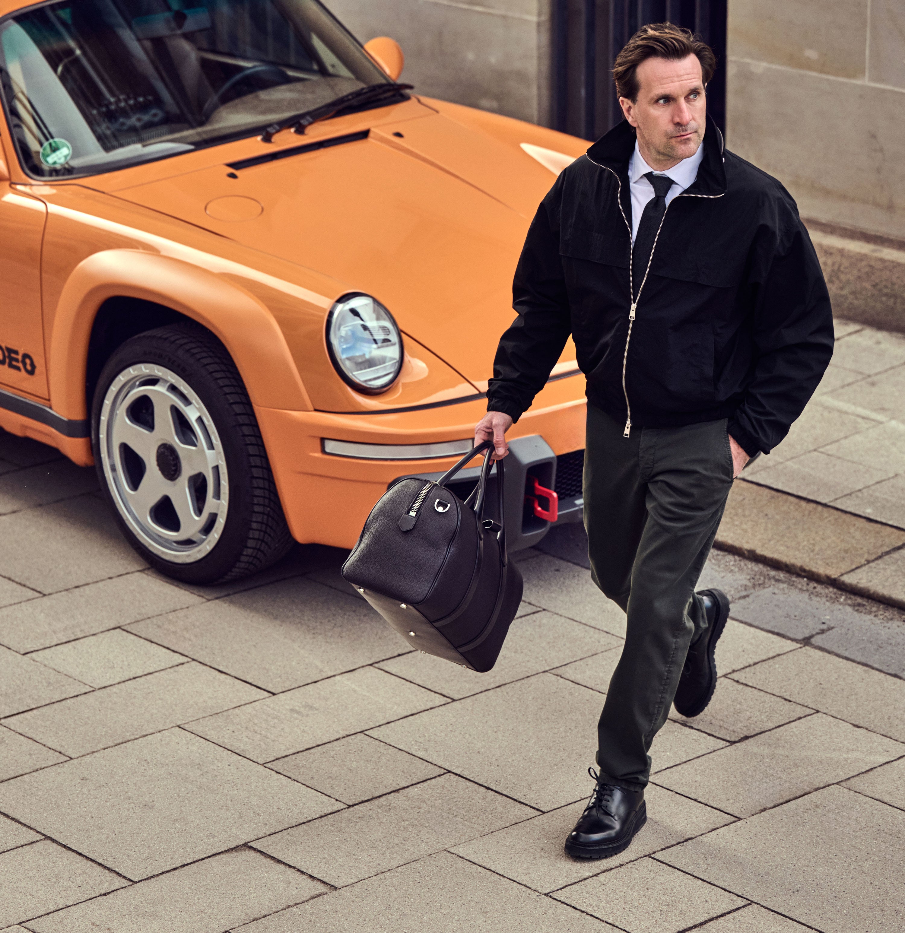 Ultimate driver pants in a chino design. | Driver Pants | fir printed | Campaign image 3